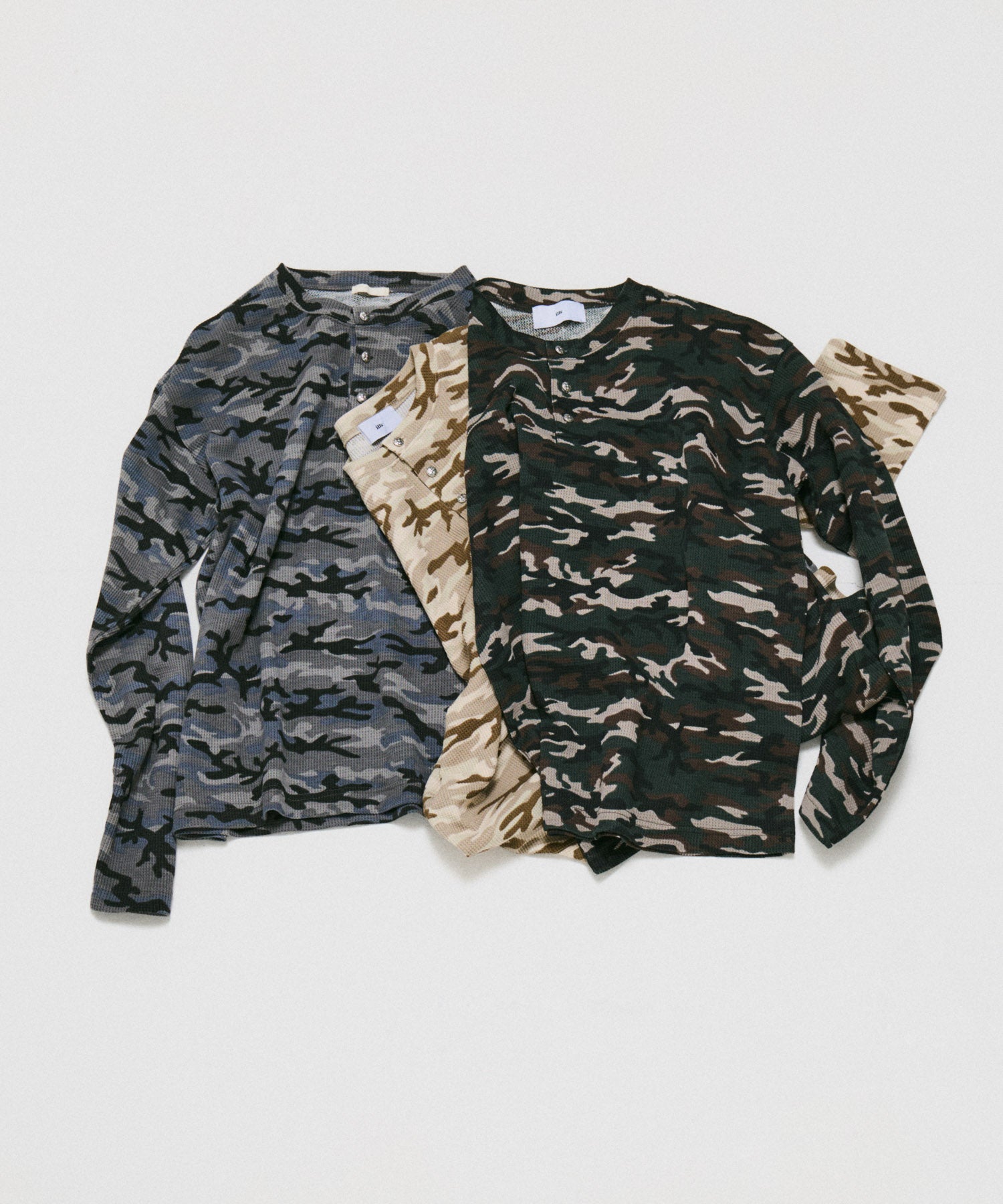 00s 迷彩 ヘンリーネック サーマルロンT ドローコード カモ柄 y2k ILL'S | HENLEY CAMO WAFFLE LONG-SLEEVE TEE / カモ総柄ヘンリー