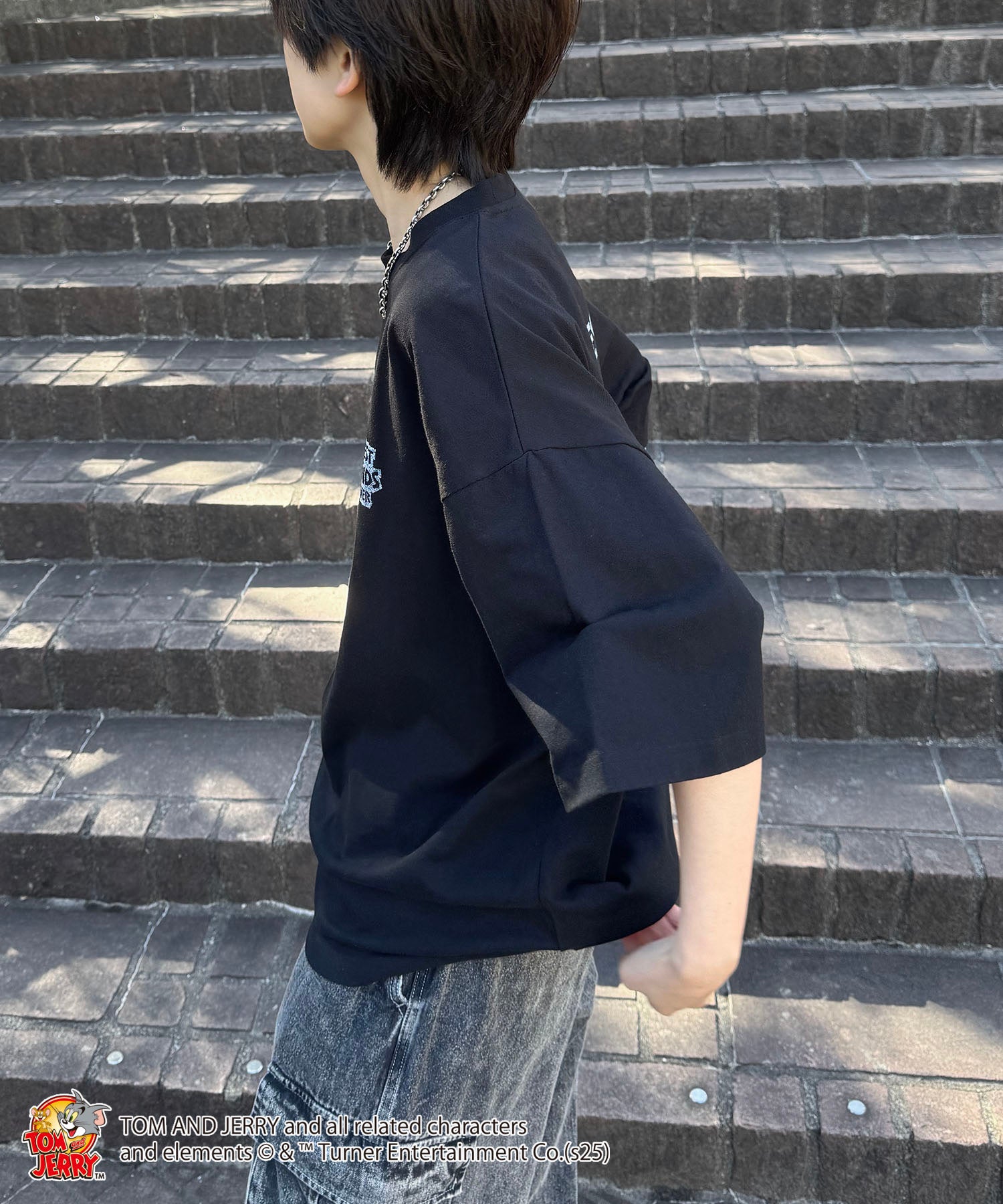 25SS【TOM&JERRY / トムとジェリー】足跡 ビッグシルエットバックプリントTシャツ