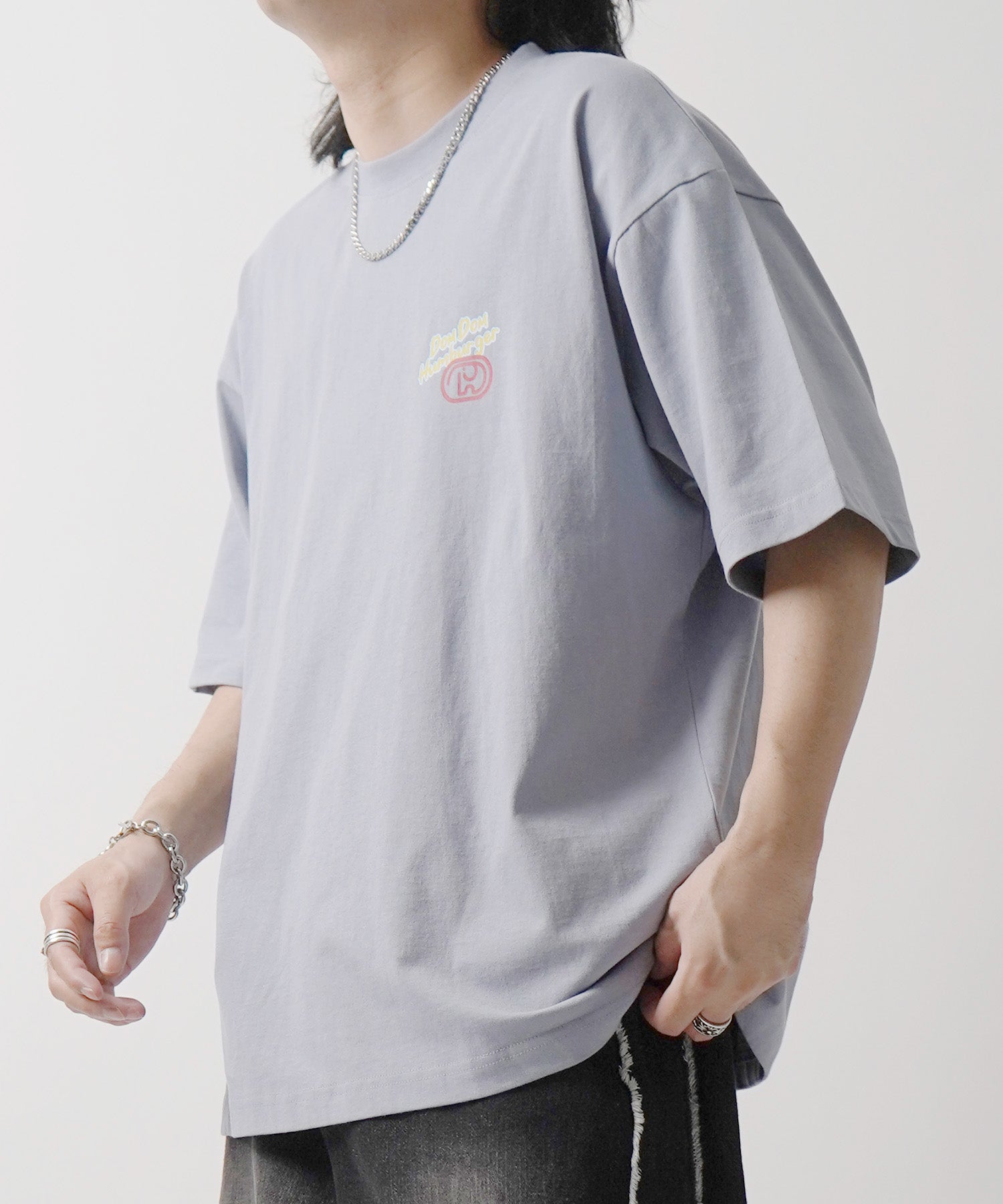 25SS 【DOMDOM / ドムドムハンバーガー】 ビッグシルエット バックプリント半袖Tシャツ