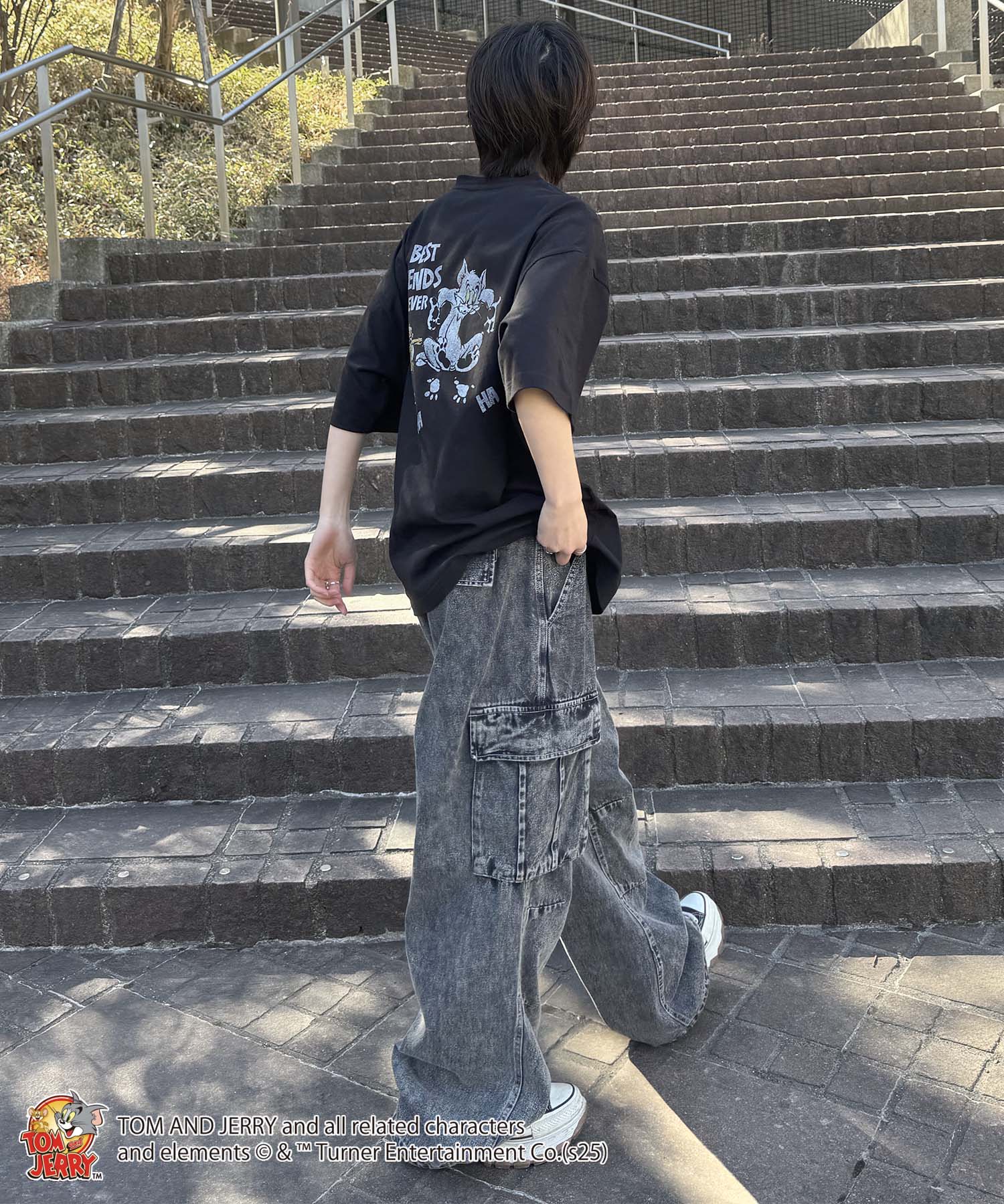 25SS【TOM&JERRY / トムとジェリー】足跡 ビッグシルエットバックプリントTシャツ