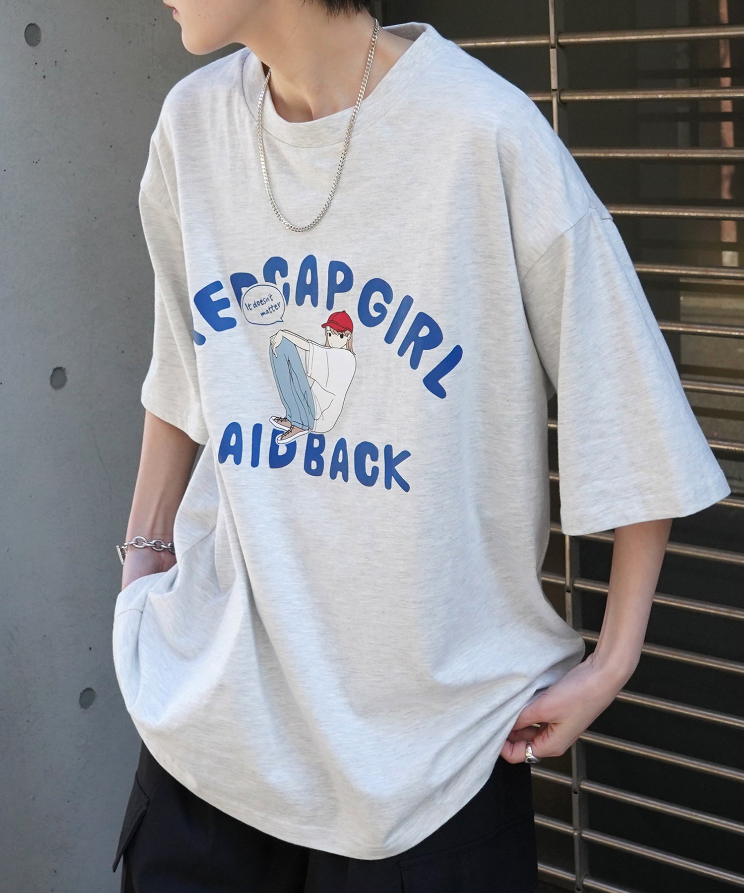 25SS【RED CAP GIRL】フロントプリント ビッグシルエット半袖Tシャツ