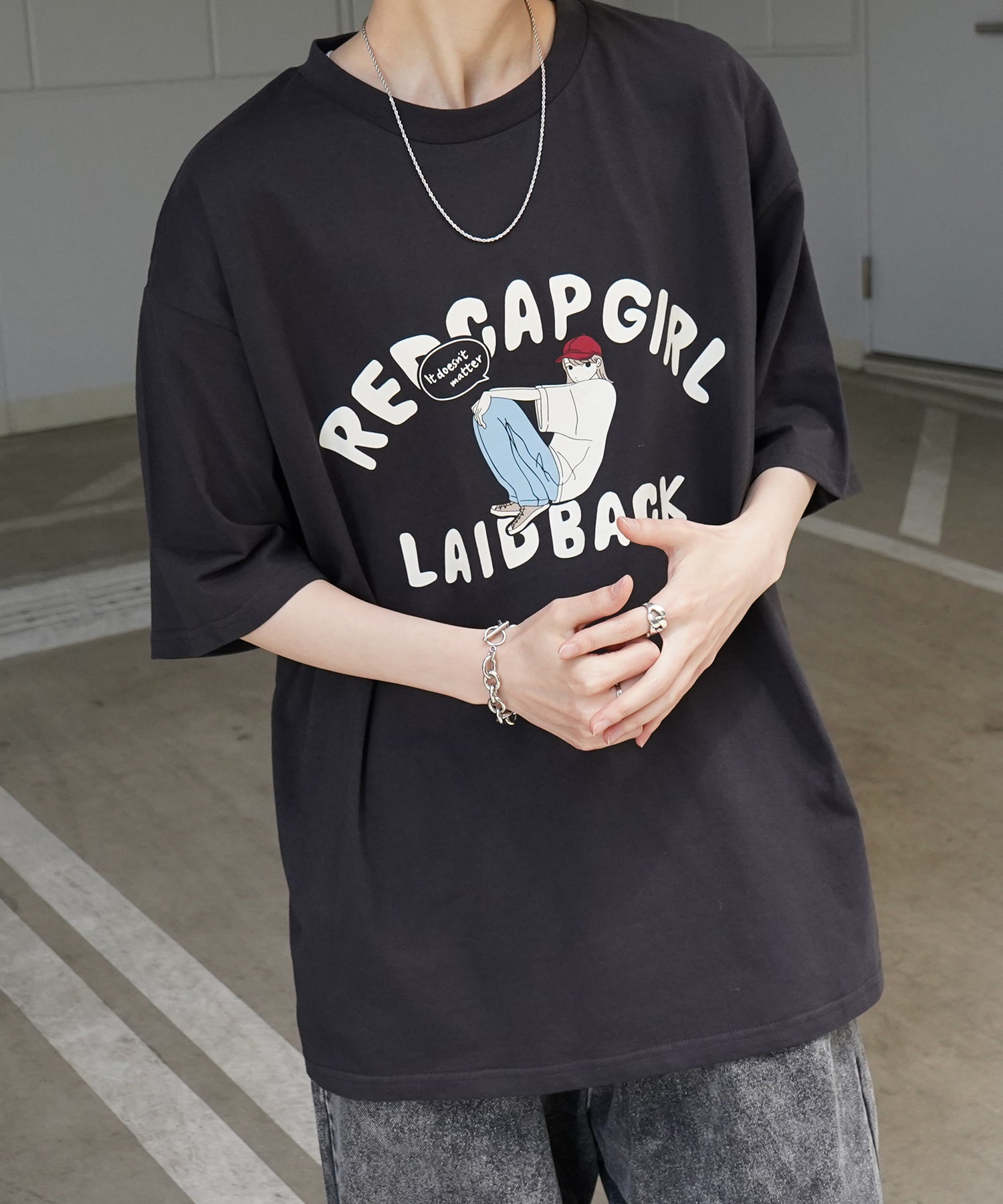 25SS【RED CAP GIRL】フロントプリント ビッグシルエット半袖Tシャツ
