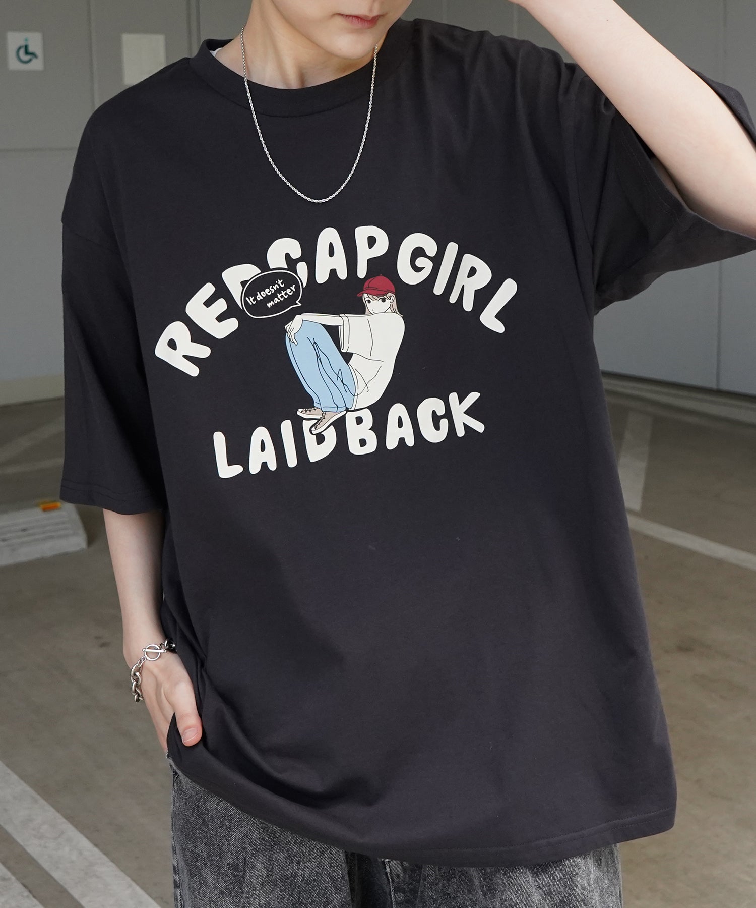 25SS【RED CAP GIRL】フロントプリント ビッグシルエット半袖Tシャツ