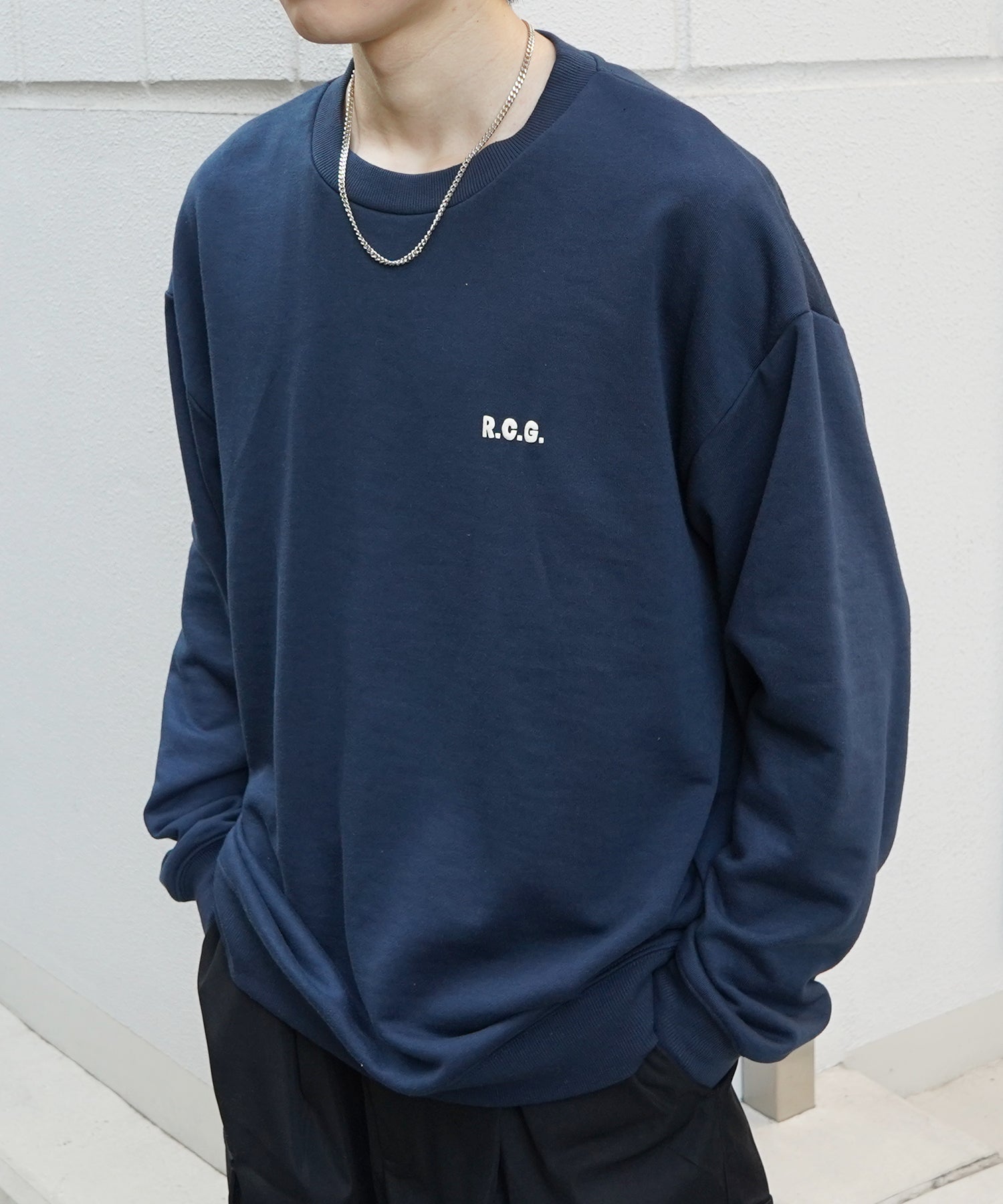 【RED CAP GIRL】25SS ビッグシルエット フロント発泡プリント プルオーバースウェット