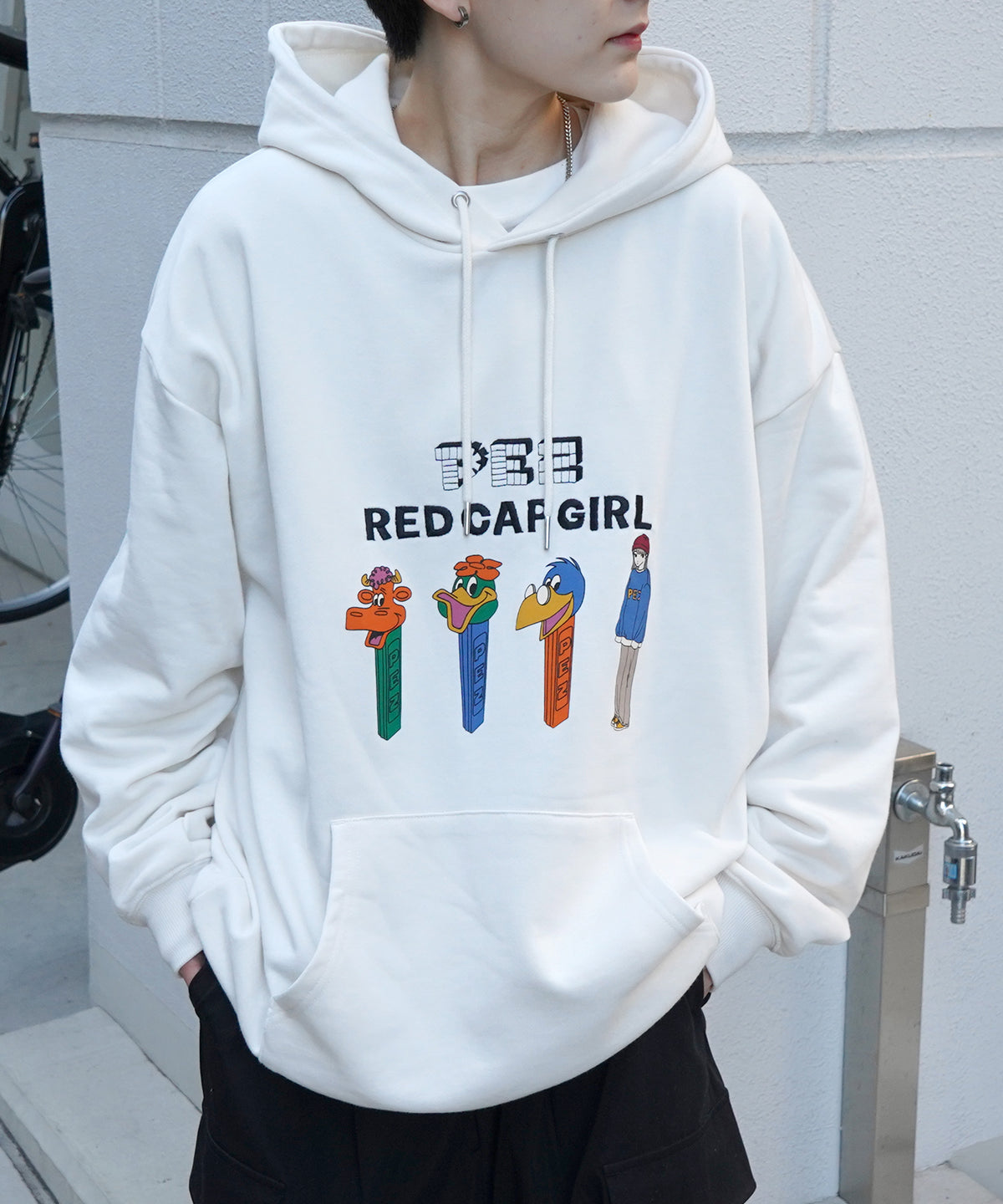【PEZ × RED CAP GIRL】コラボ 24SS ビッグシルエット フロントプリントロゴ刺繍 プルオーバーパーカー