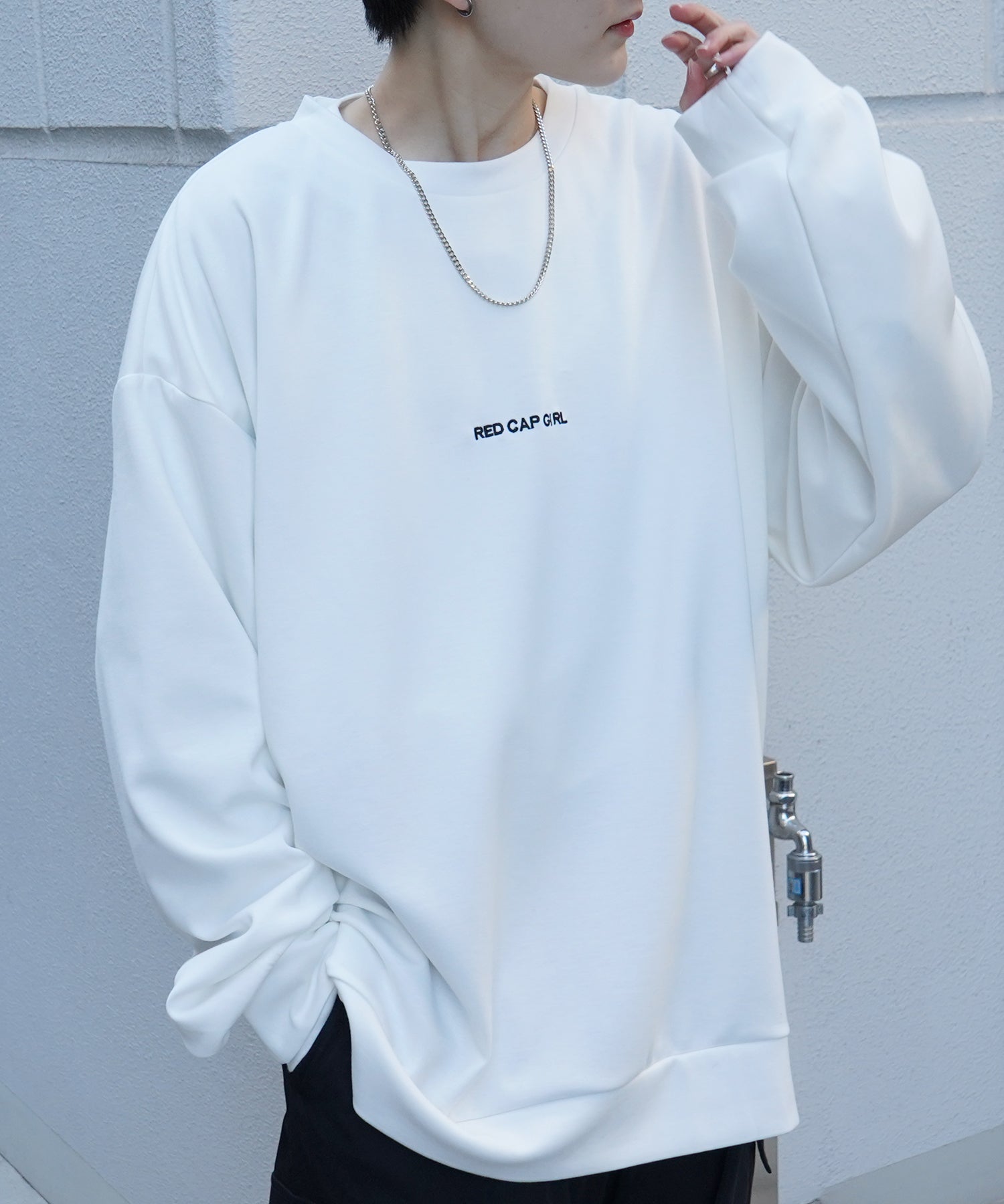 【RED CAP GIRL】25SS ビッグシルエット とろみポンチ 落ち感ドレープ バックプリント ダンボールニットプルオーバースウェット