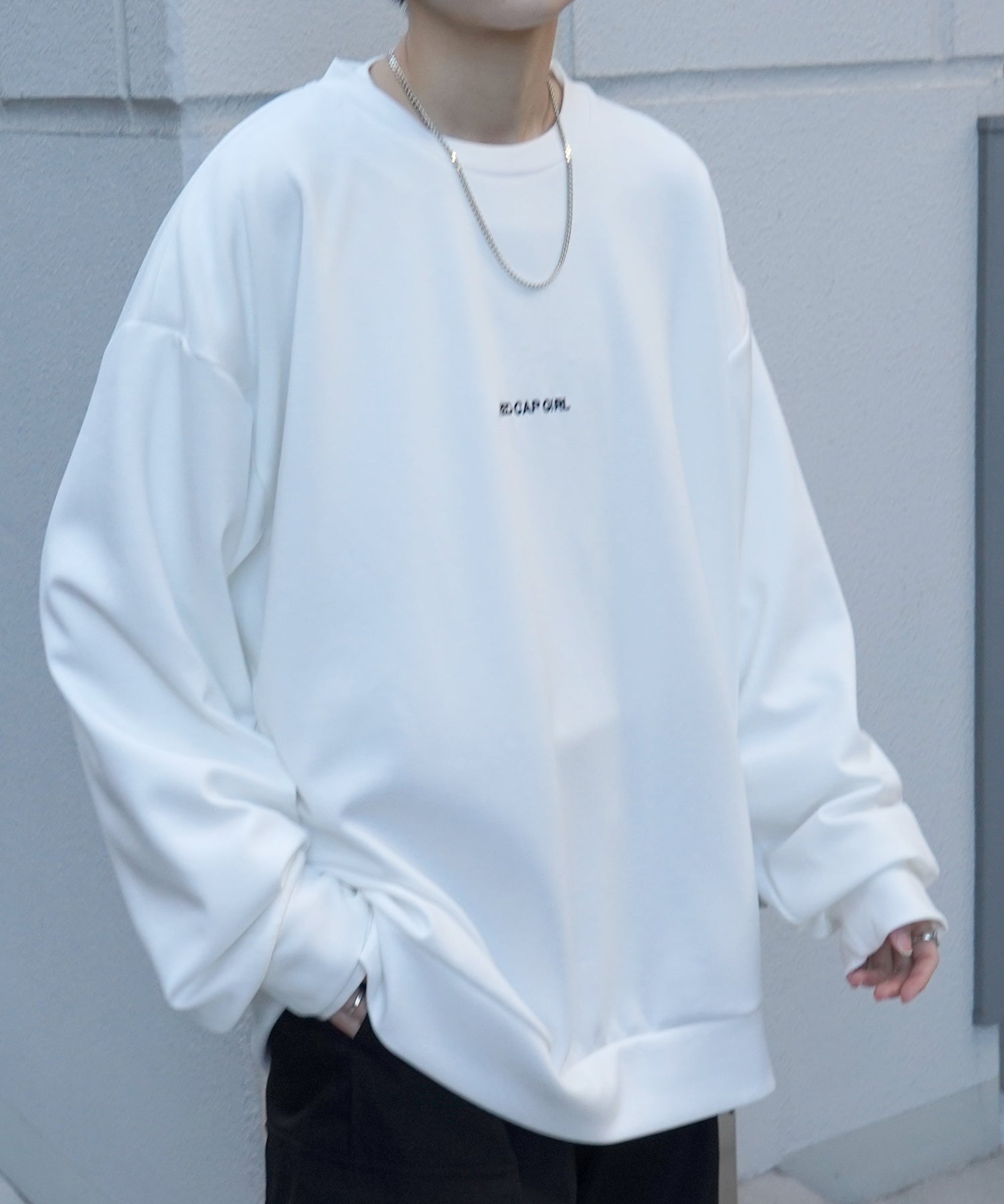 【RED CAP GIRL】25SS ビッグシルエット とろみポンチ 落ち感ドレープ バックプリント ダンボールニットプルオーバースウェット