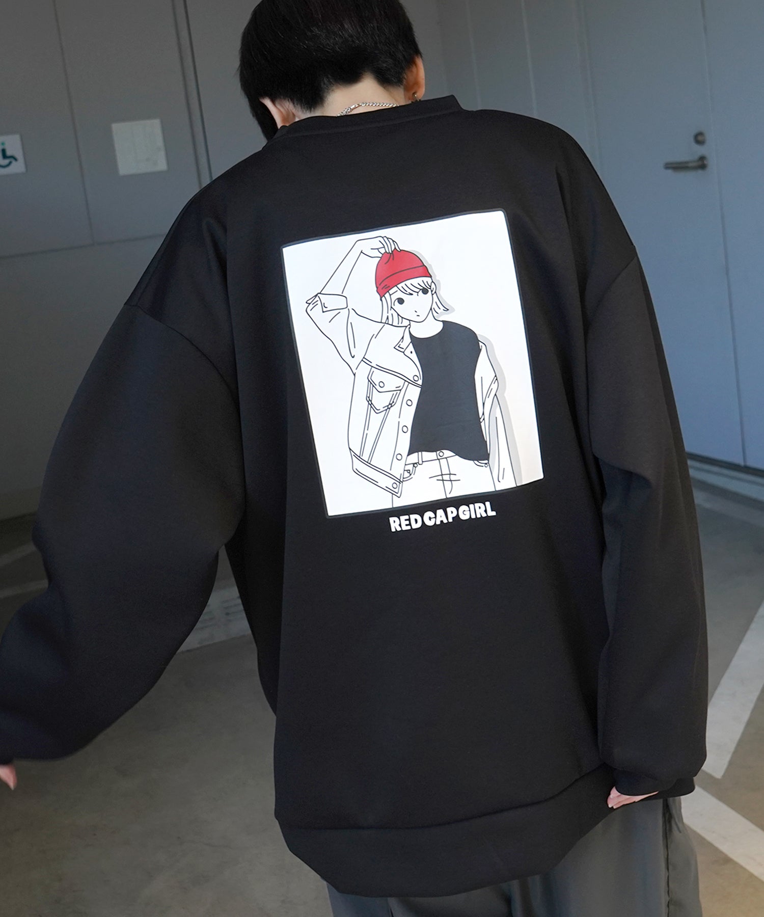 【RED CAP GIRL】25SS ビッグシルエット とろみポンチ 落ち感ドレープ バックプリント ダンボールニットプルオーバースウェット