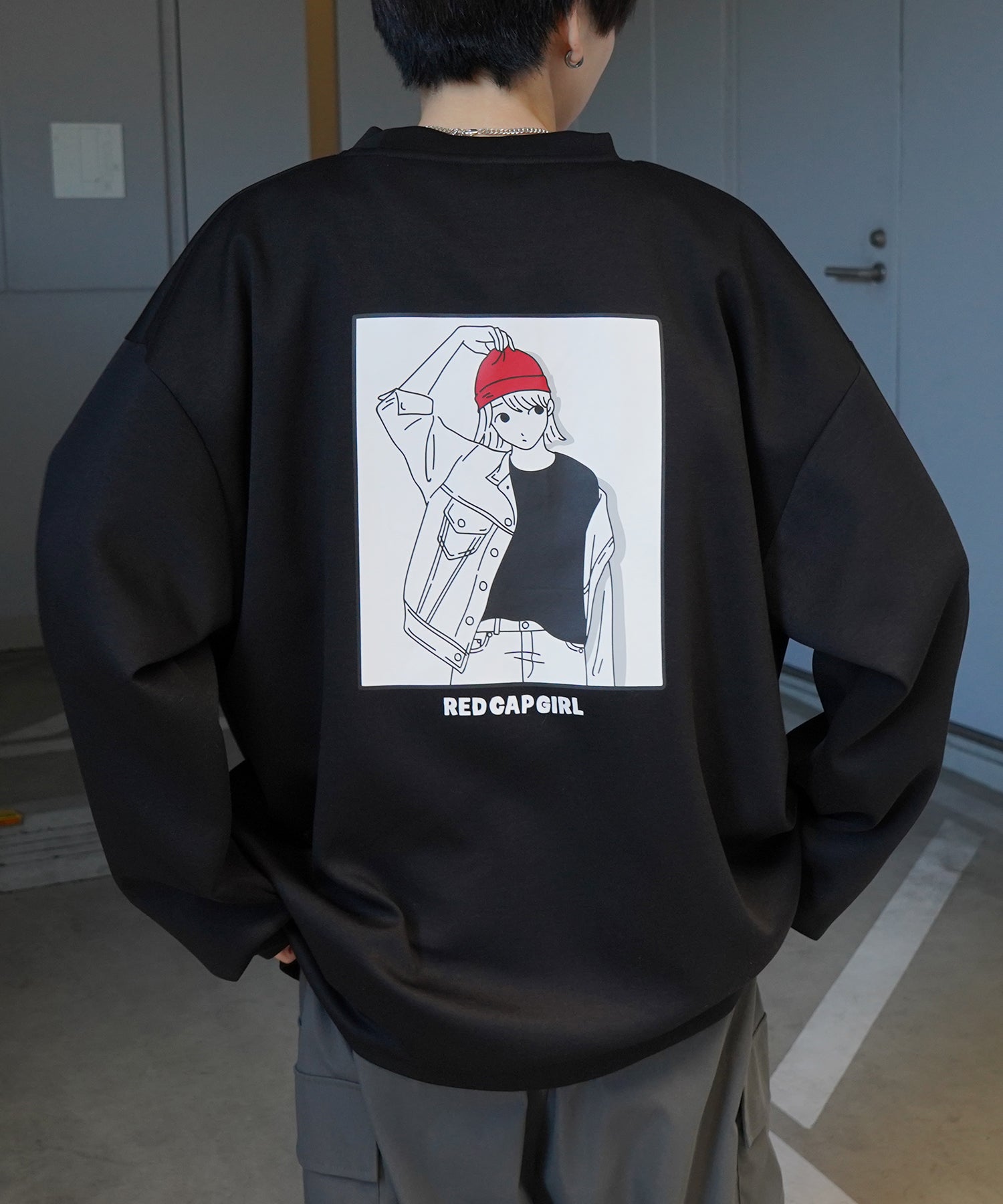 【RED CAP GIRL】25SS ビッグシルエット とろみポンチ 落ち感ドレープ バックプリント ダンボールニットプルオーバースウェット