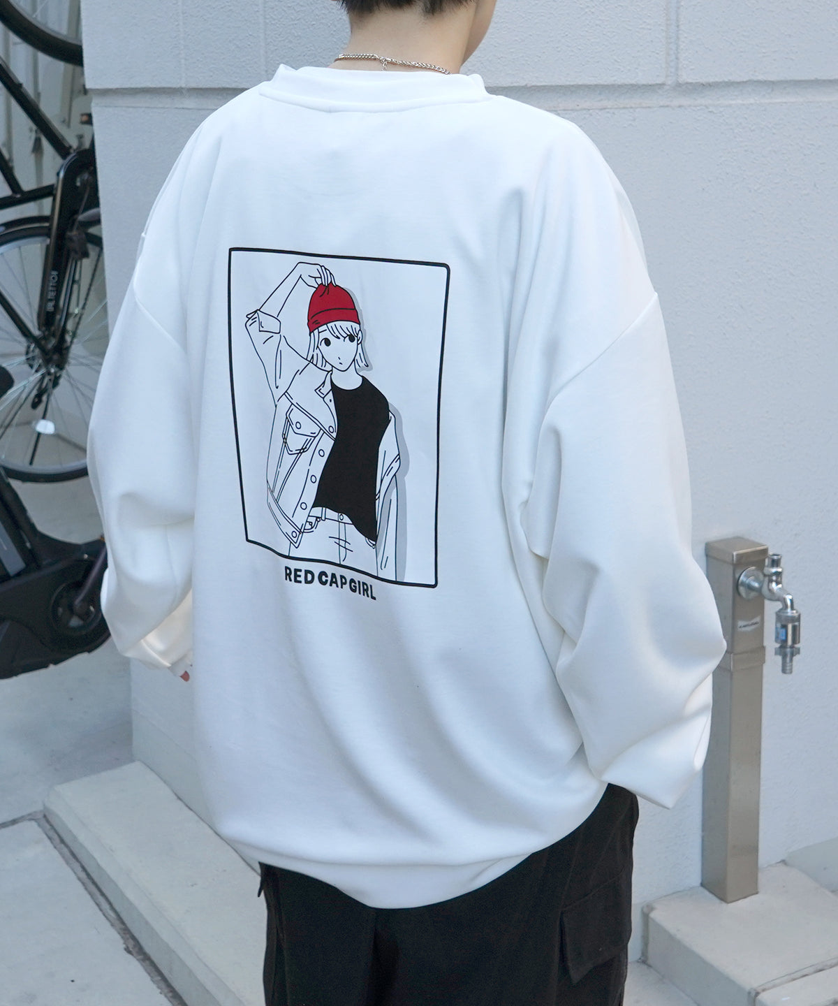 【RED CAP GIRL】25SS ビッグシルエット とろみポンチ 落ち感ドレープ バックプリント ダンボールニットプルオーバースウェット