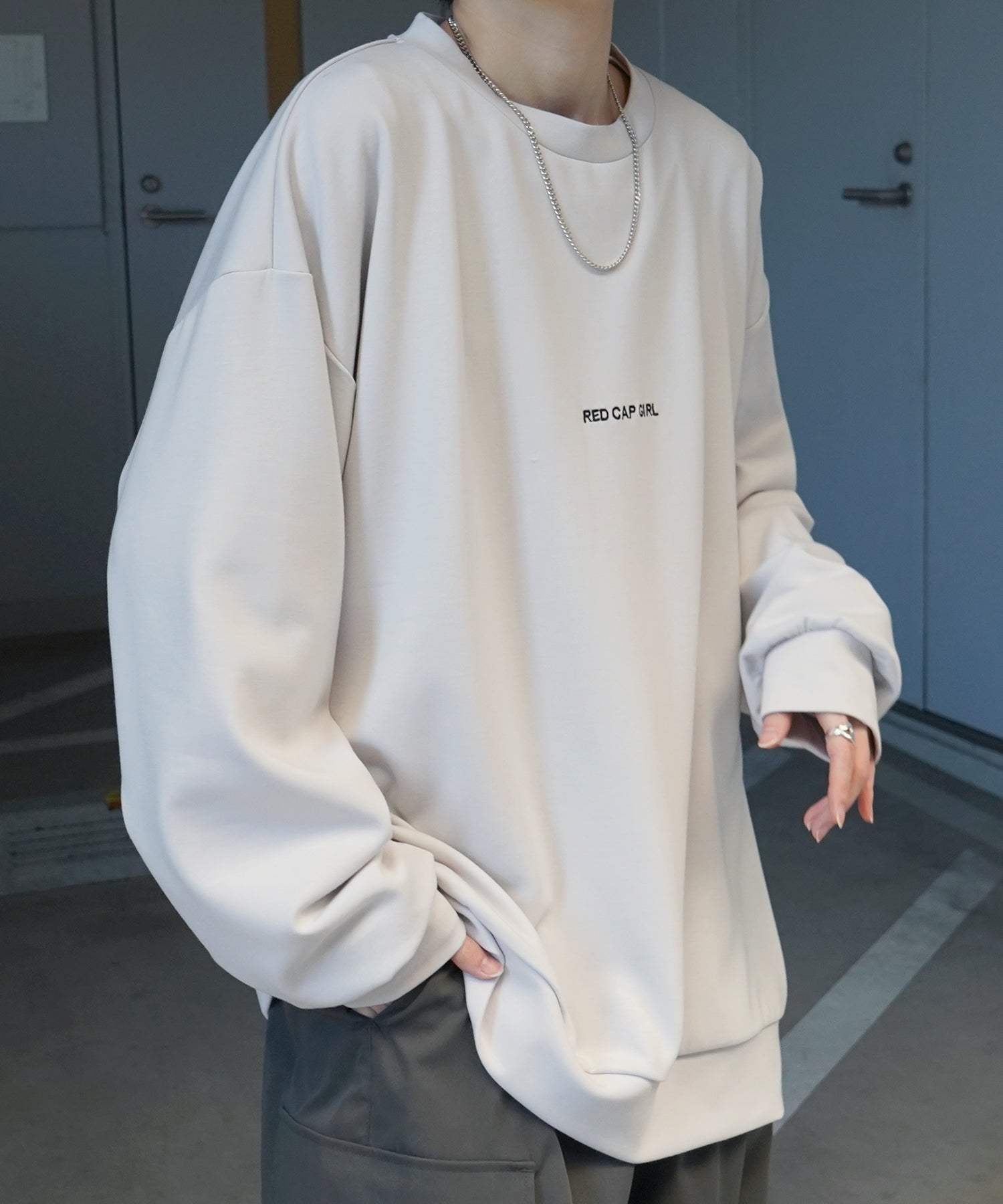 【RED CAP GIRL】25SS ビッグシルエット とろみポンチ 落ち感ドレープ バックプリント ダンボールニットプルオーバースウェット