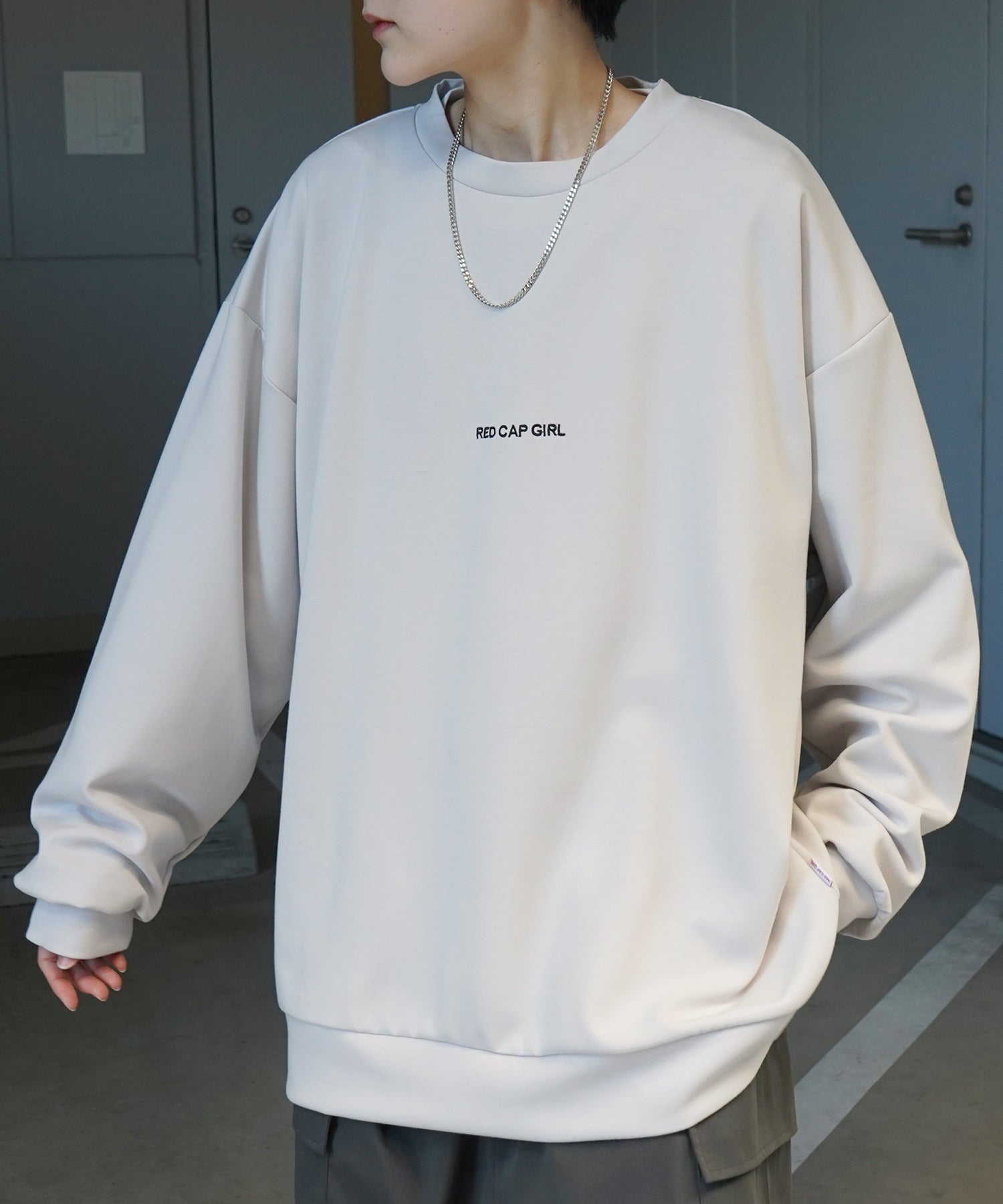 【RED CAP GIRL】25SS ビッグシルエット とろみポンチ 落ち感ドレープ バックプリント ダンボールニットプルオーバースウェット