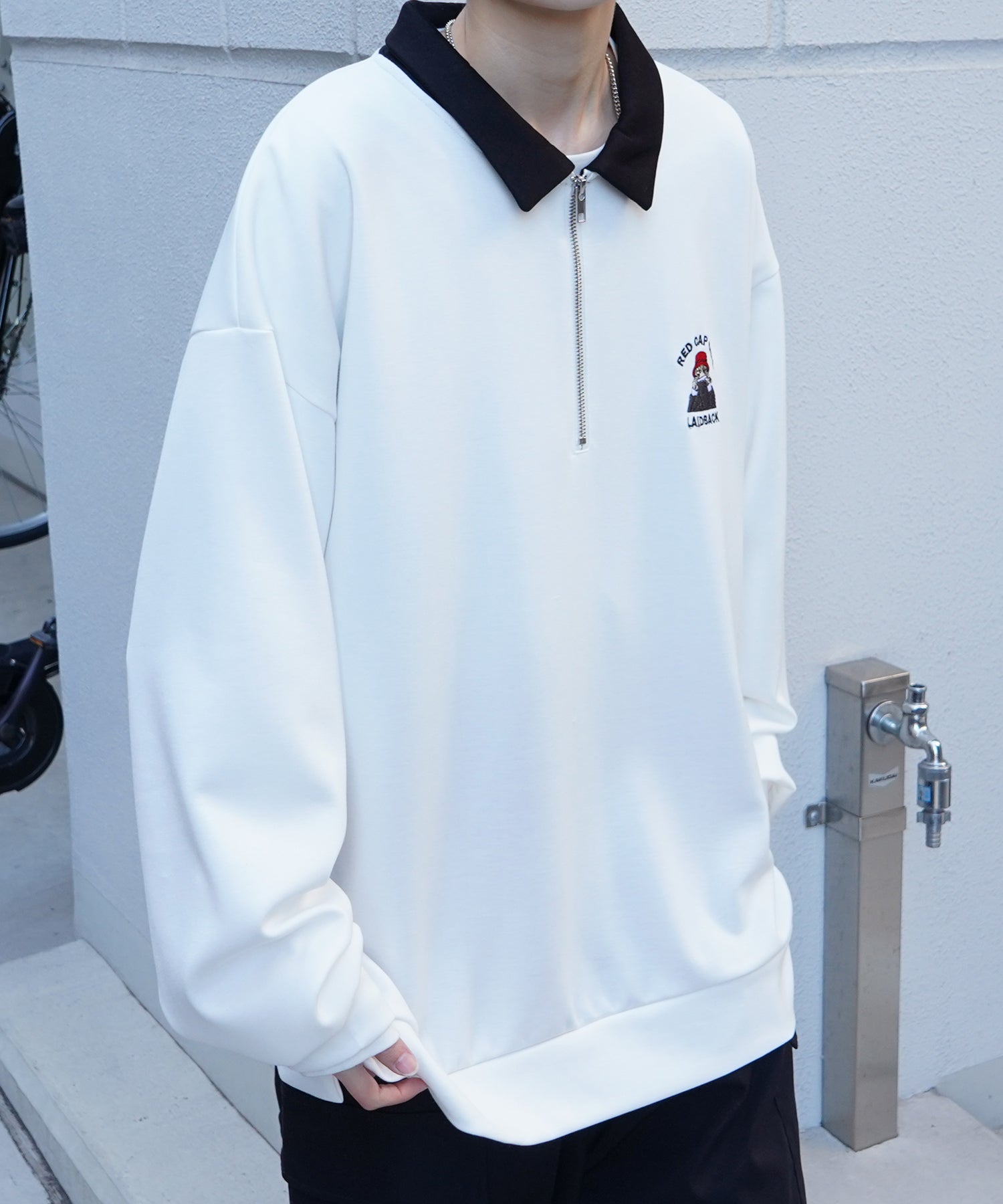 【RED CAP GIRL】25SS ビッグシルエット ドレープとろみ ダンボールニット ワンポイント刺繍ポンチハーフジップ
