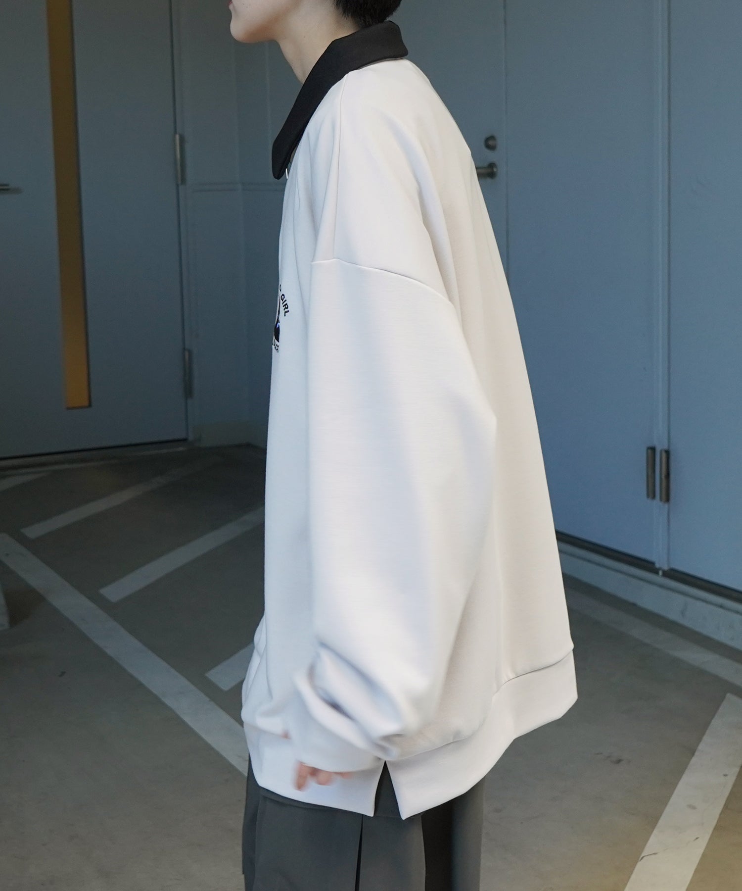 【RED CAP GIRL】25SS ビッグシルエット ドレープとろみ ダンボールニット ワンポイント刺繍ポンチハーフジップ