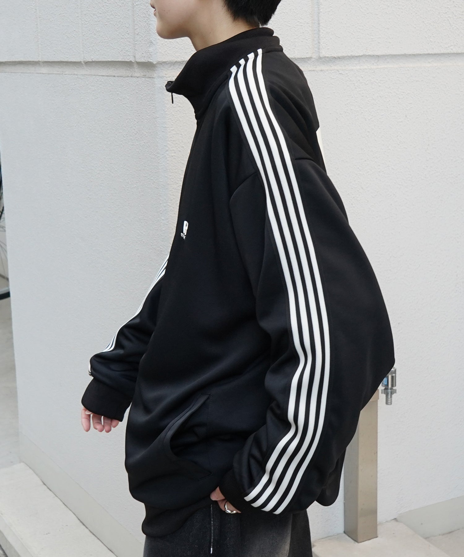 25SS【RED CAP GIRL】セットアップ対応 ビッグシルエット バックプリント 袖ライン ジャージトラックジャケット