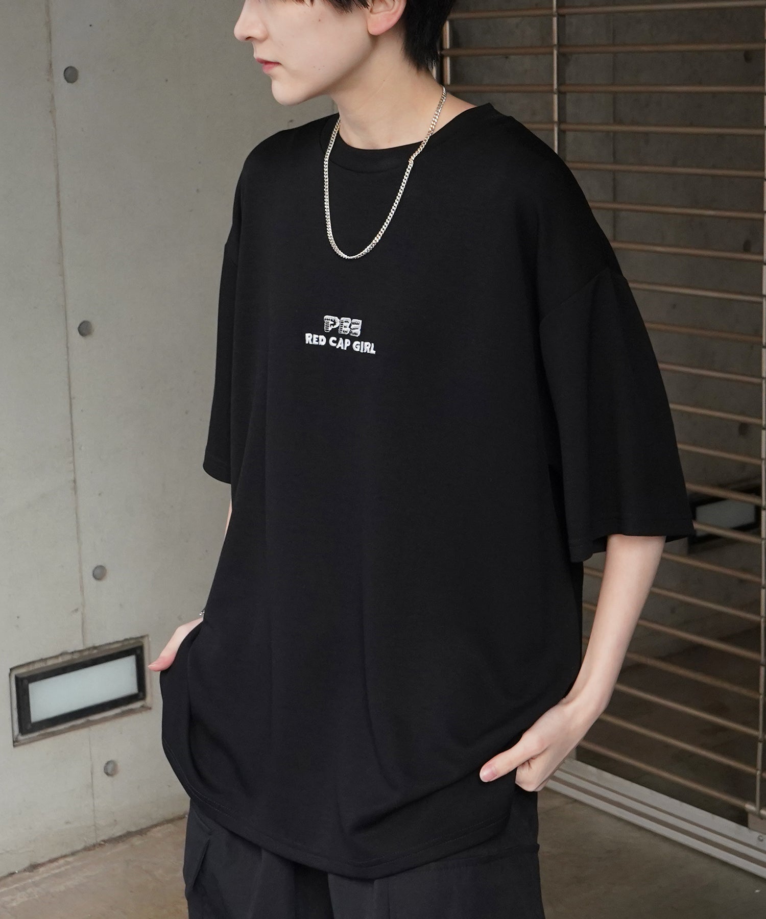 【RED CAP GIRL × PEZ】25SS RCG×PEZコラボ バックプリント ドレープとろみ ビッグシルエットポンチTシャツ