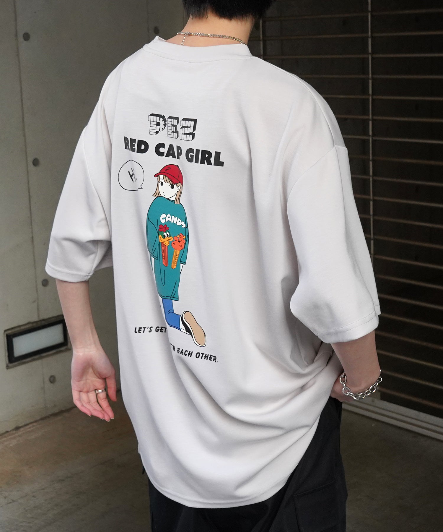 【RED CAP GIRL × PEZ】25SS RCG×PEZコラボ バックプリント ドレープとろみ ビッグシルエットポンチTシャツ