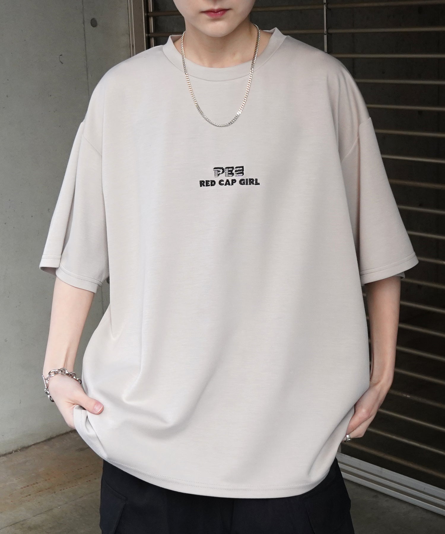 【RED CAP GIRL × PEZ】25SS RCG×PEZコラボ バックプリント ドレープとろみ ビッグシルエットポンチTシャツ