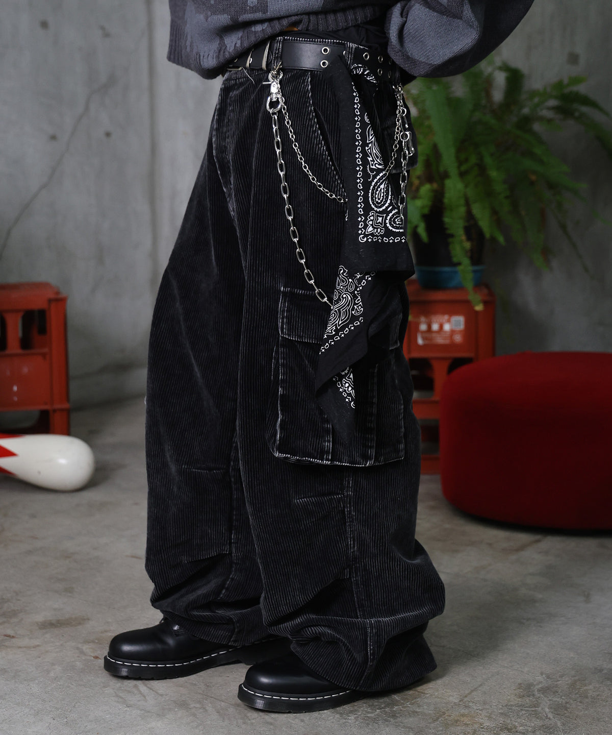 バレル グランジ風洗い コーデュロイ カーゴパンツ