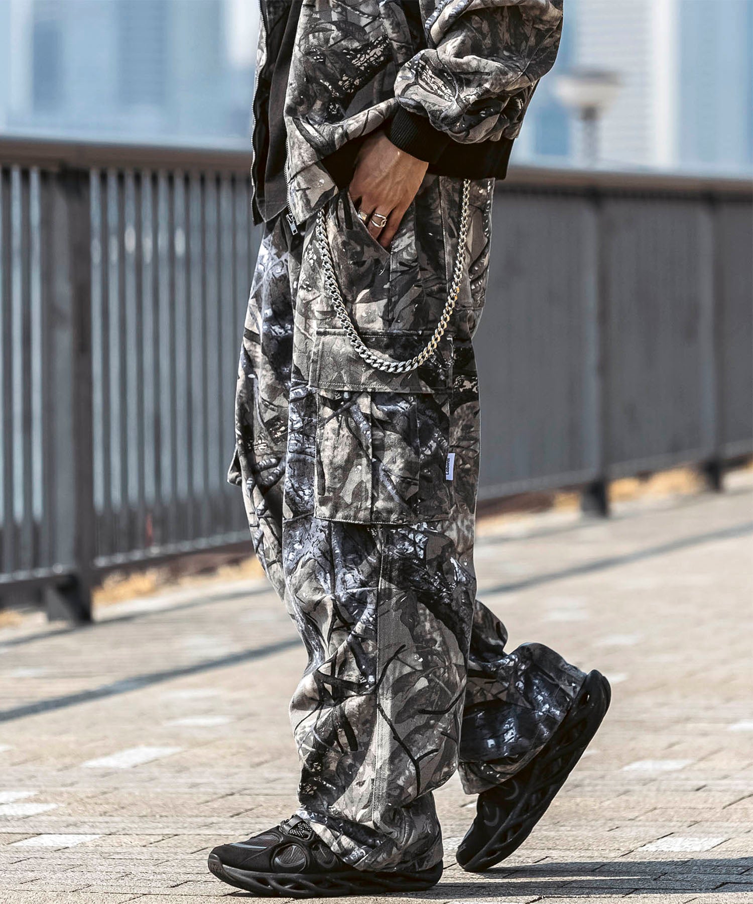 25SS【Labordi / ラボード】ツリーカモ柄 リアルツリー オーバーサイズ ミリタリーワイドカーゴパンツ