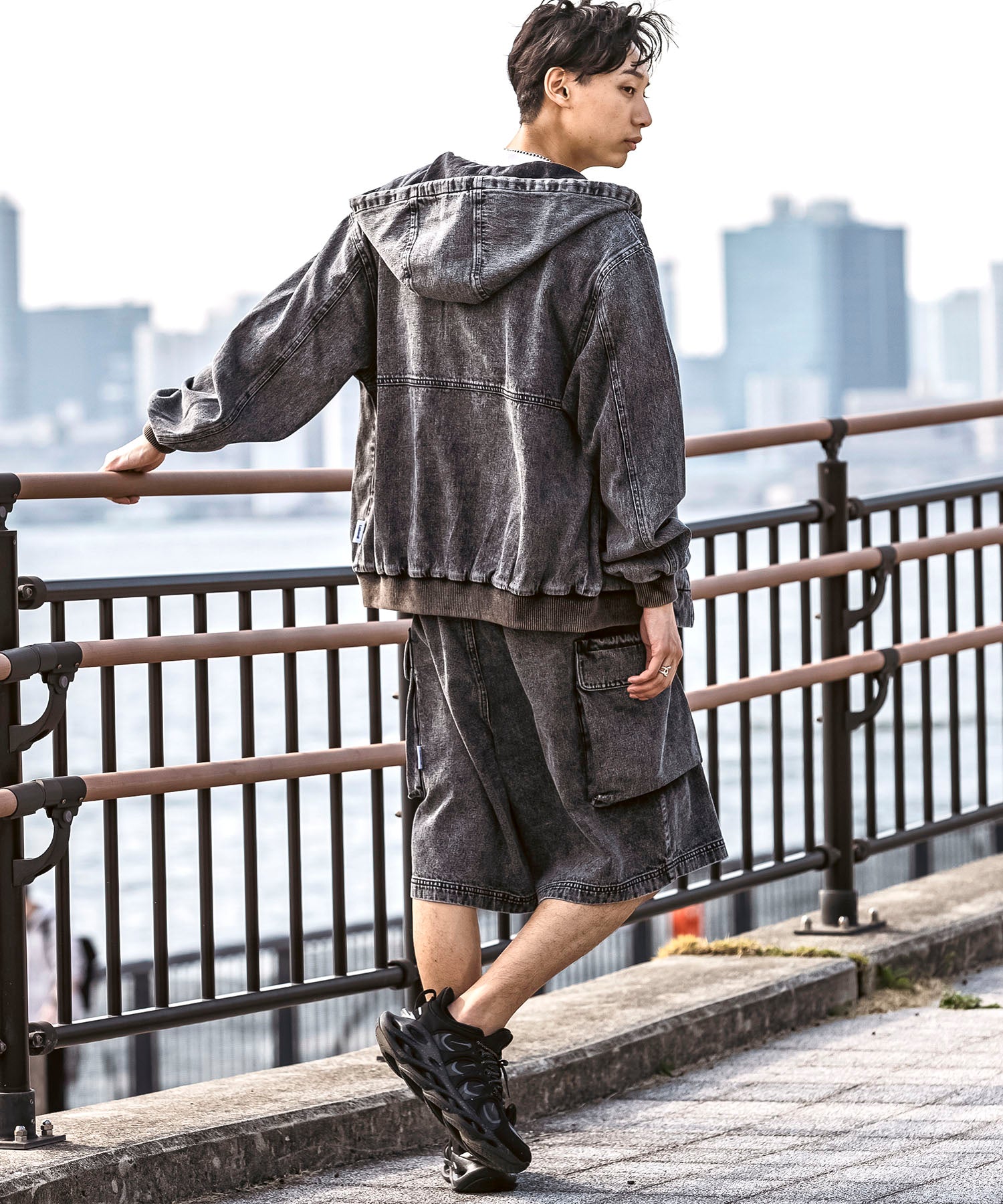 25SS【Labordi / ラボード】デニム / ケミカル加工 ボックスシルエット フーディー ミリタリーフードジャケット