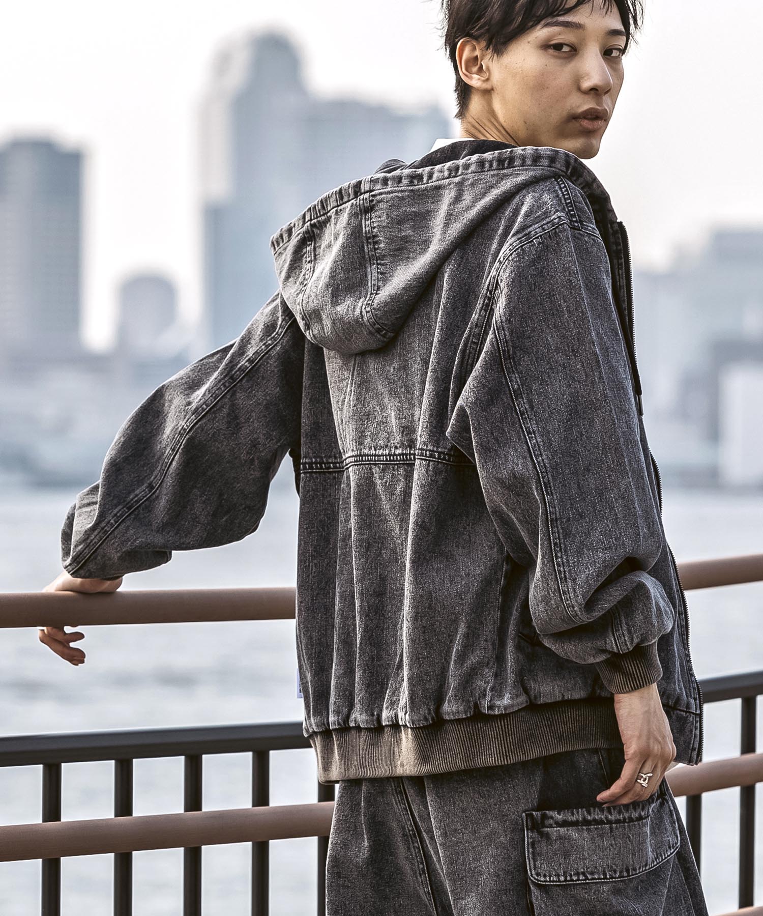 25SS【Labordi / ラボード】デニム / ケミカル加工 ボックスシルエット フーディー ミリタリーフードジャケット