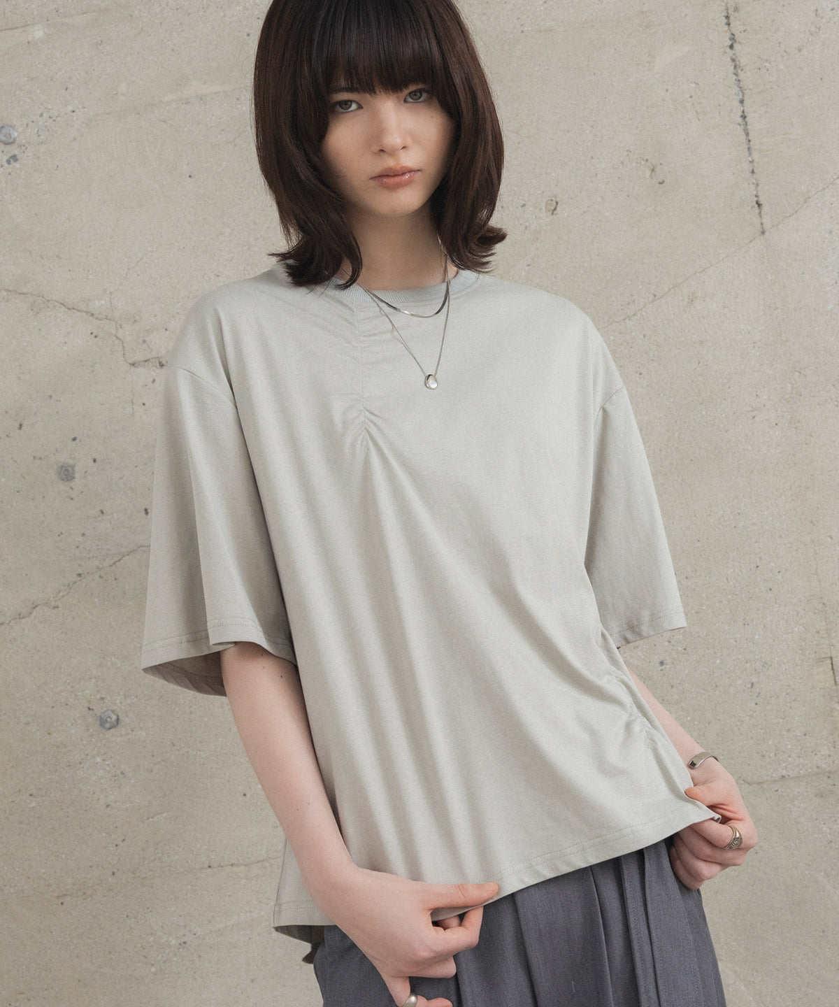 Tuck-Detail T-Shirt / タックディテールTシャツ