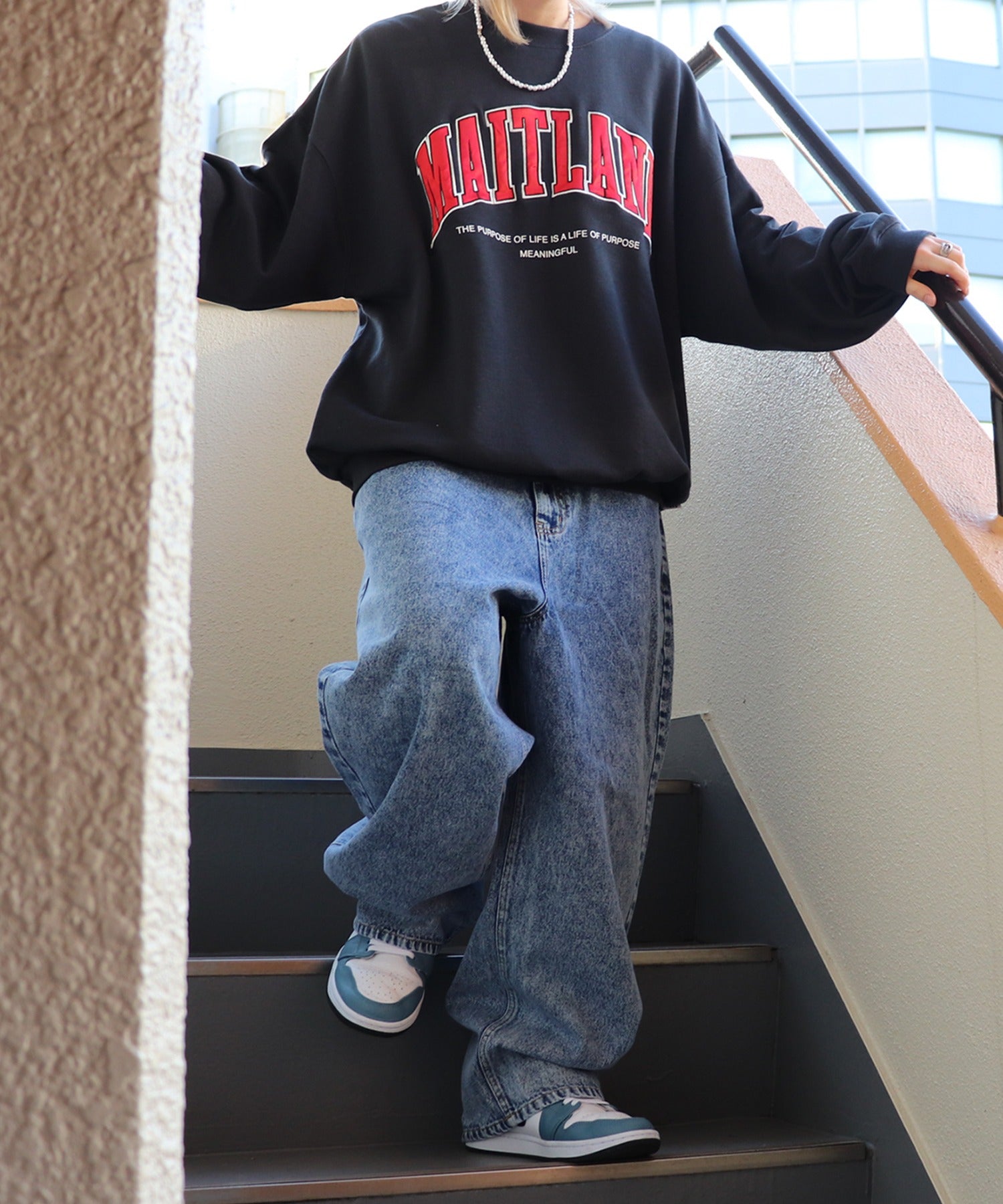 ケミカルウォッシュワイドバギーパンツ