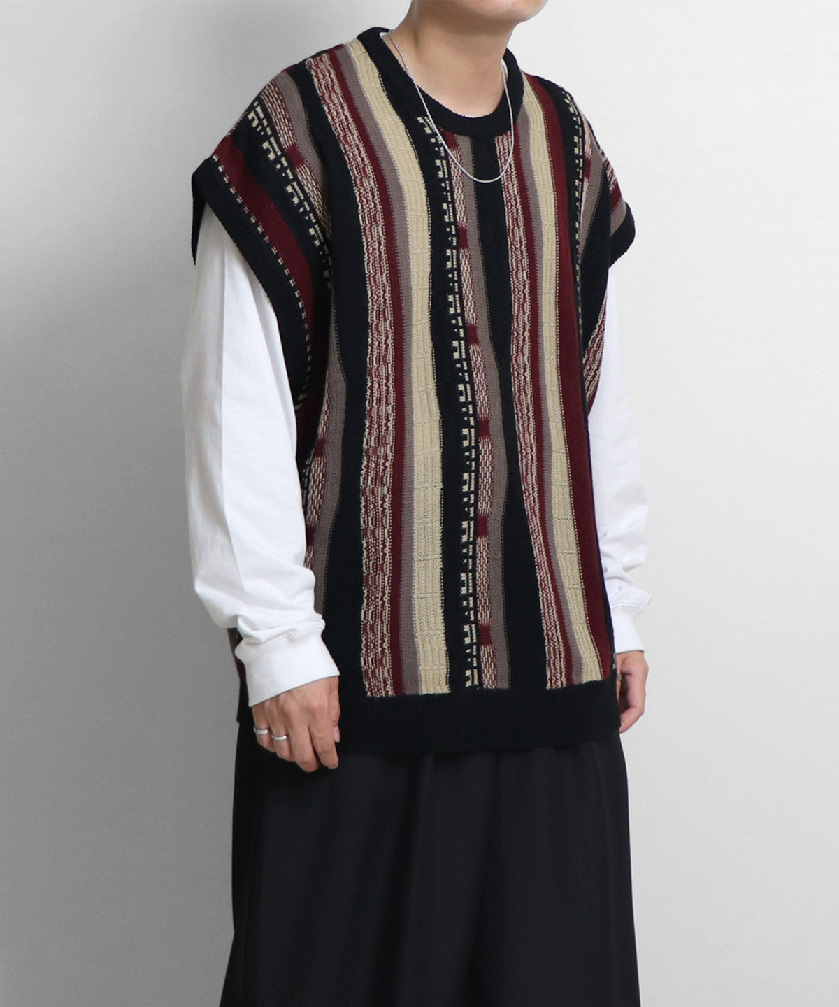 ヴィンテージライク レトロジャガードストライプ柄 3Dニット ビッグシルエット ニットベスト
