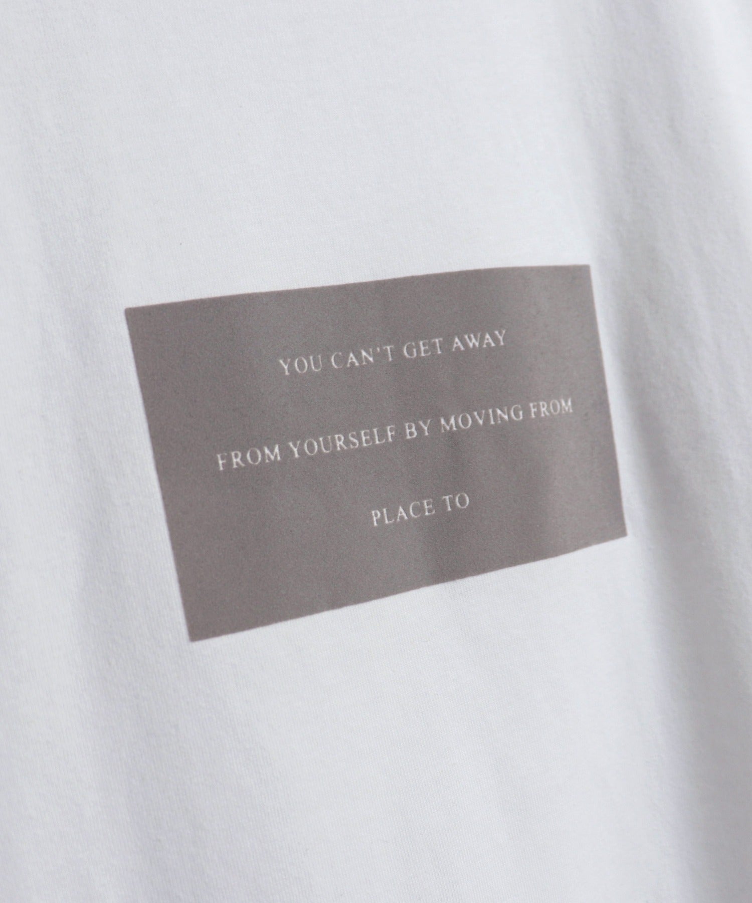 ボックスロゴルーズTシャツ