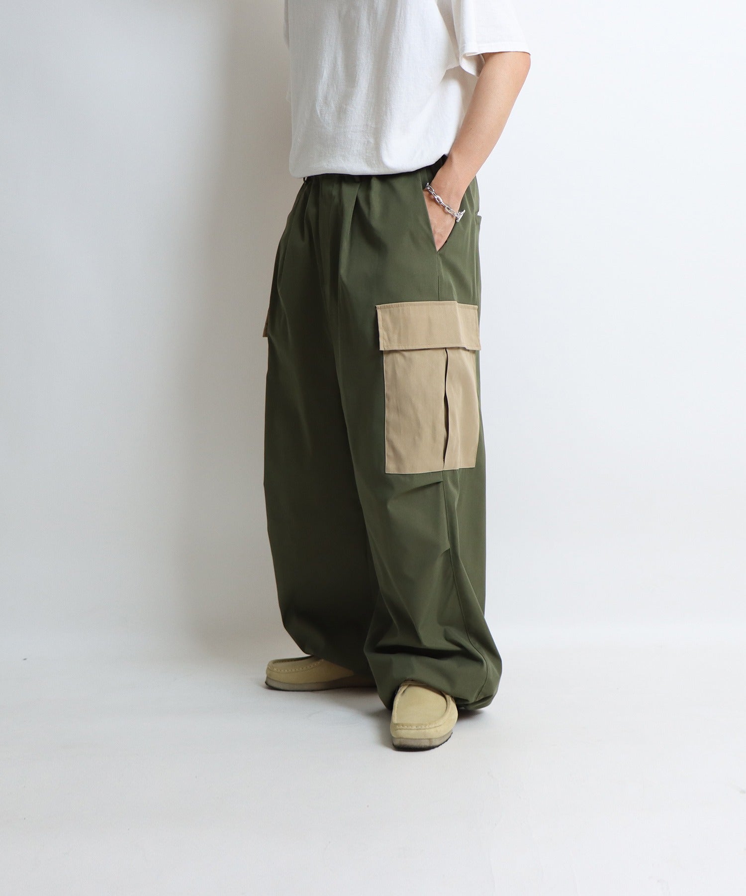 25SS【新色追加】セットアップ対応 ミリタリーワイドカーゴパンツ オーバーサイズ  サイドポケット 裾ドローコード パラシュートパンツ