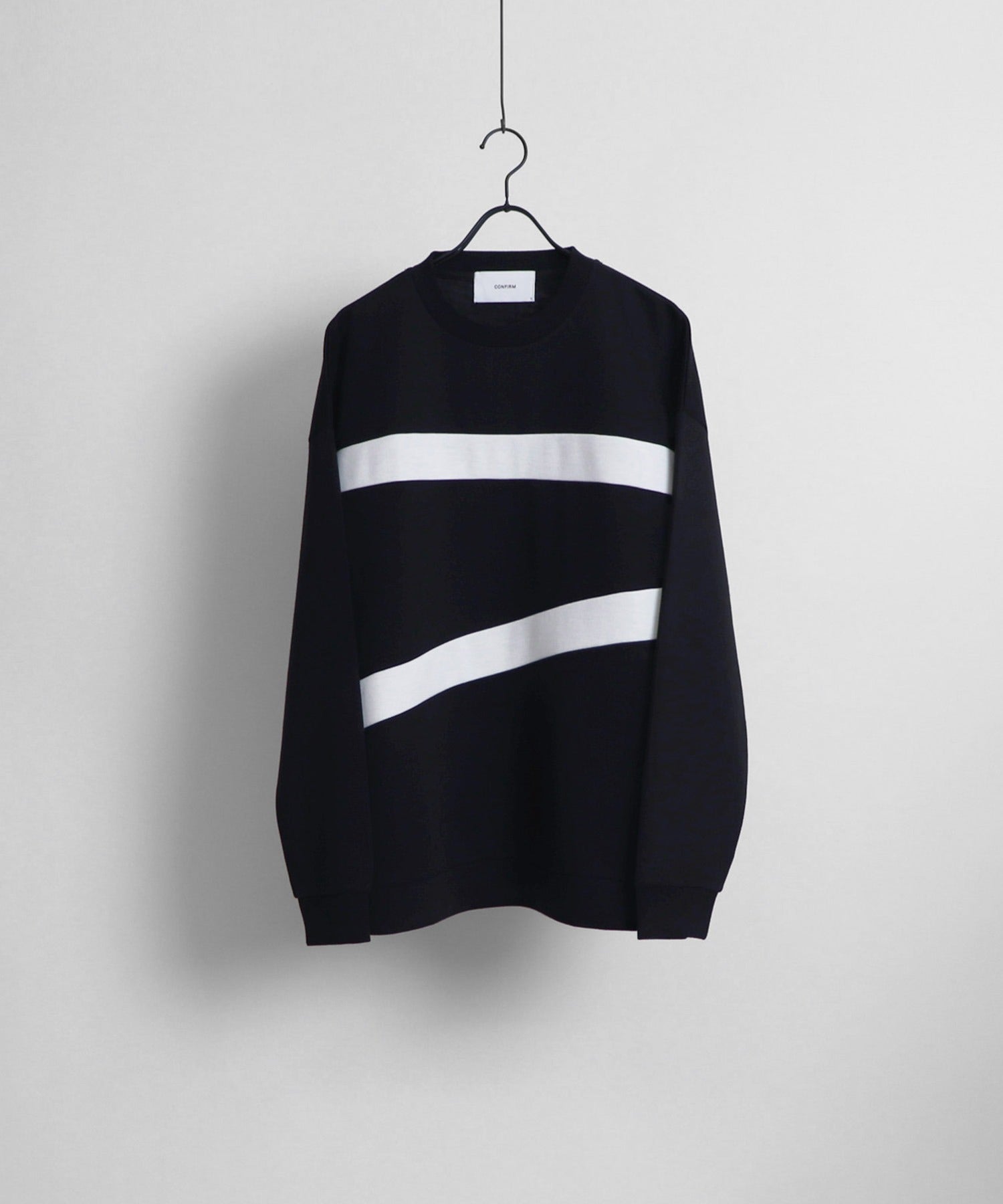 切り替えデザインスウェット