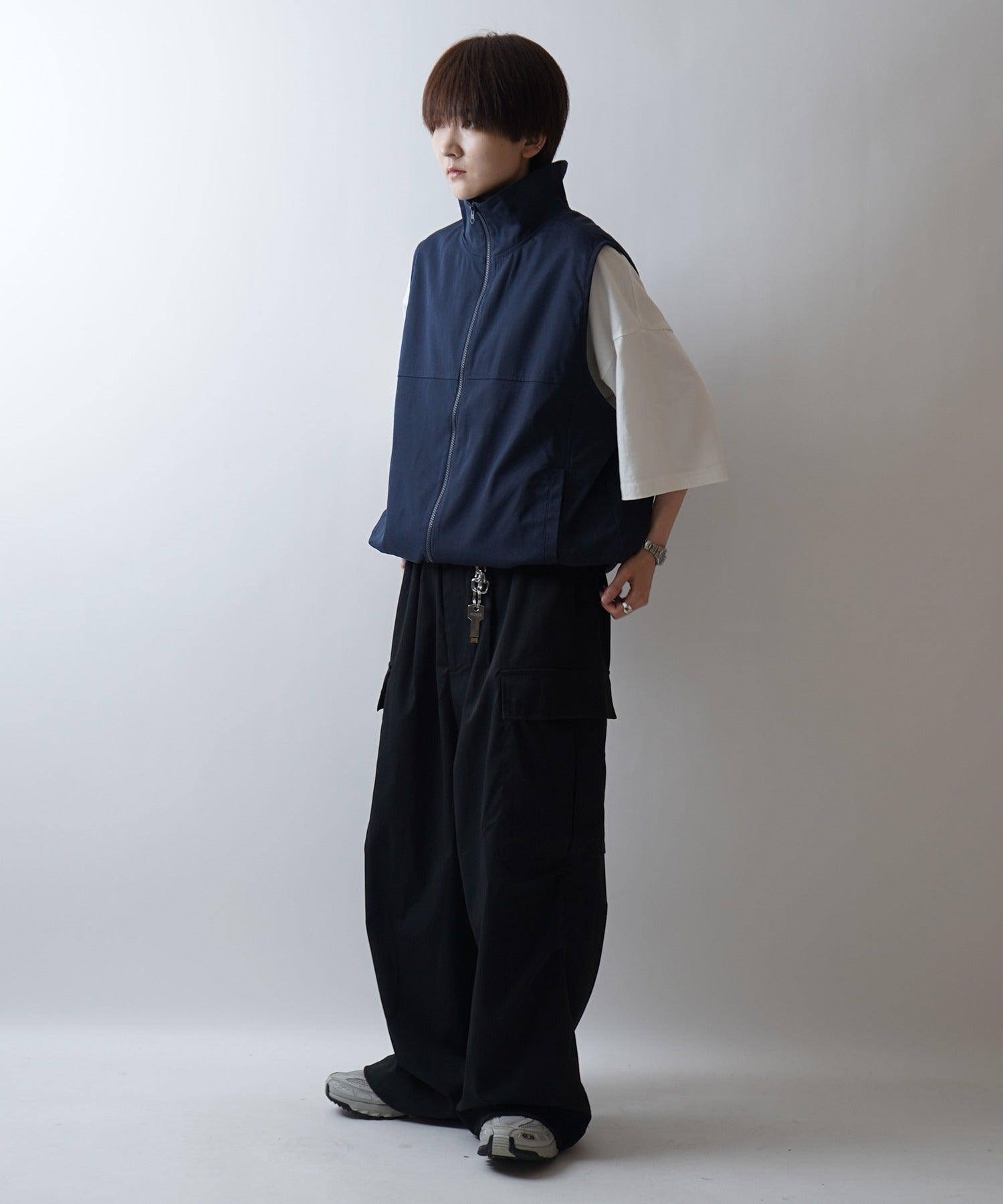 セットアップ対応 スタンドネック 裾ひもドロスト フルジップナイロンテックベスト