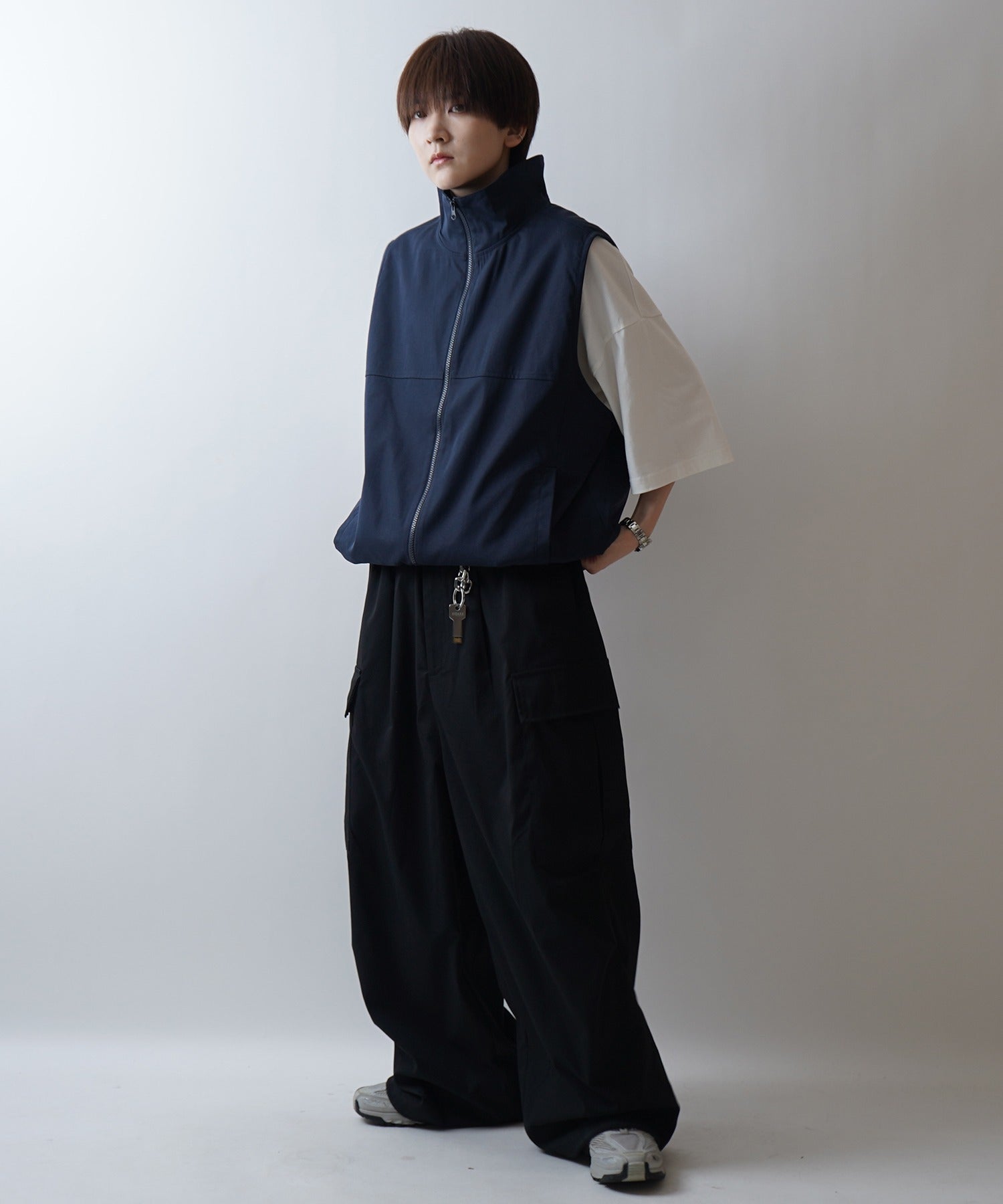 セットアップ対応 スタンドネック 裾ひもドロスト フルジップナイロンテックベスト