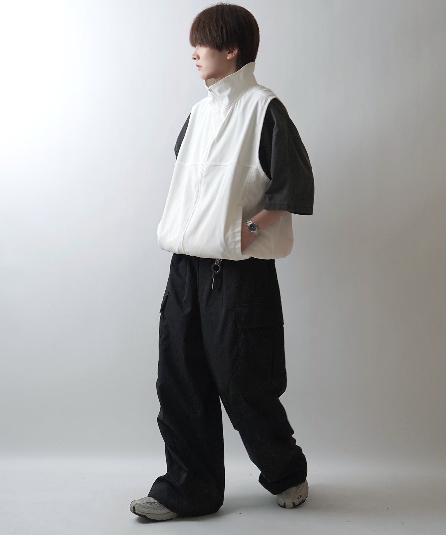 セットアップ対応 スタンドネック 裾ひもドロスト フルジップナイロンテックベスト