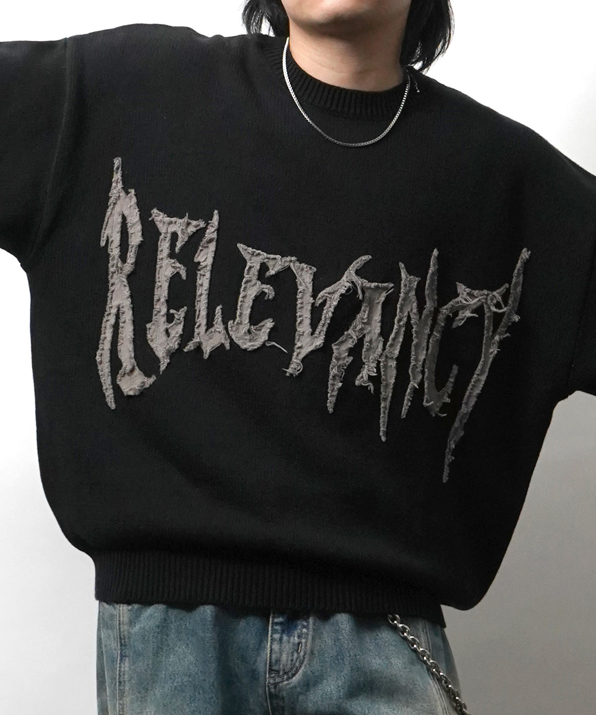 フリンジ ロゴ クルーネック ニット