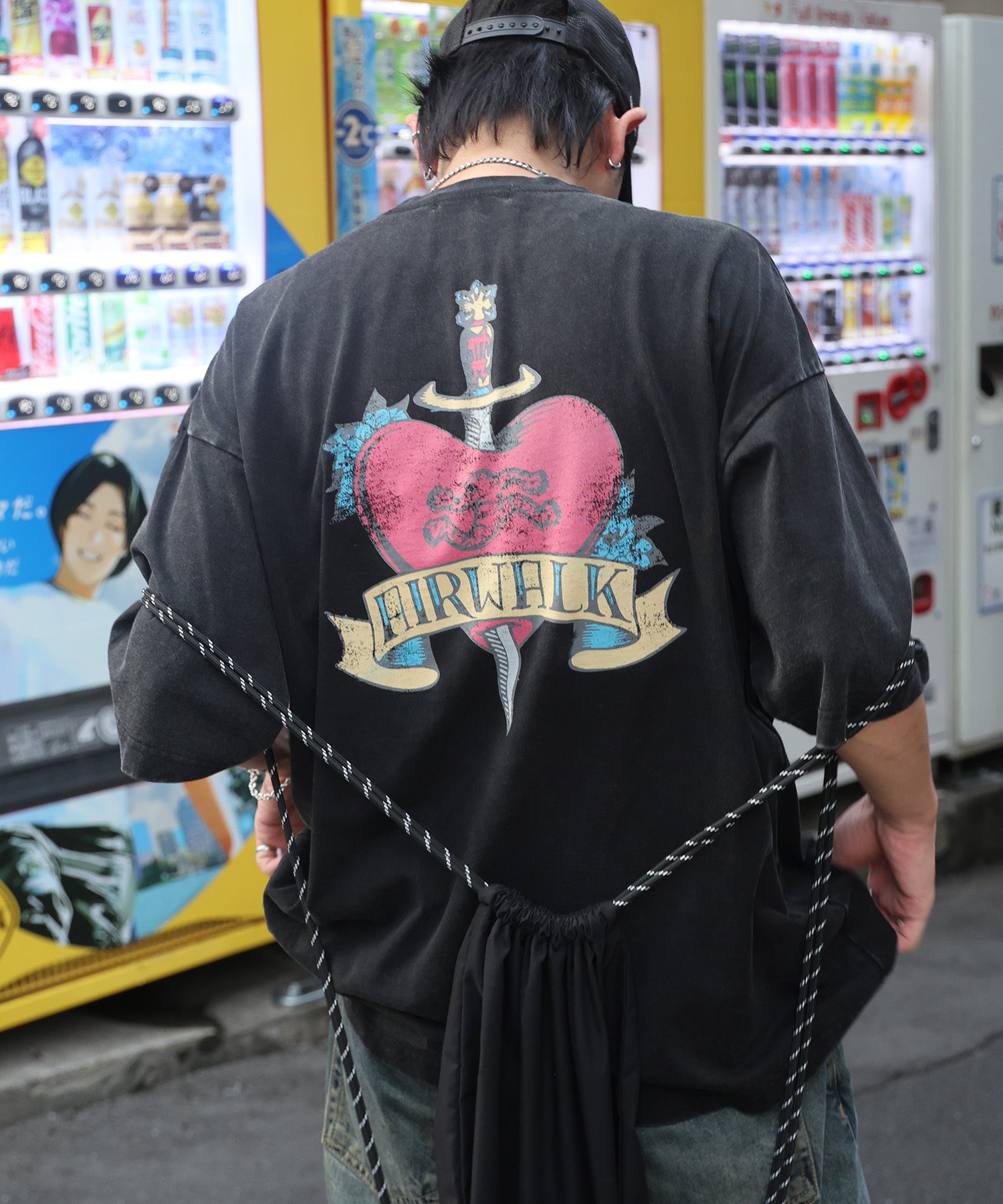 25SS【AIRWALK】ヴィンテージライク ハードグラフィック ボックスシルエット半袖Tシャツ