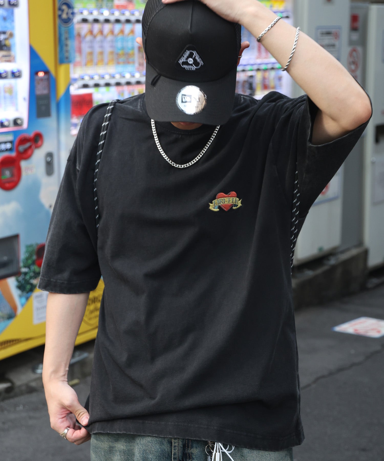 25SS【AIRWALK】ヴィンテージライク ハードグラフィック ボックスシルエット半袖Tシャツ