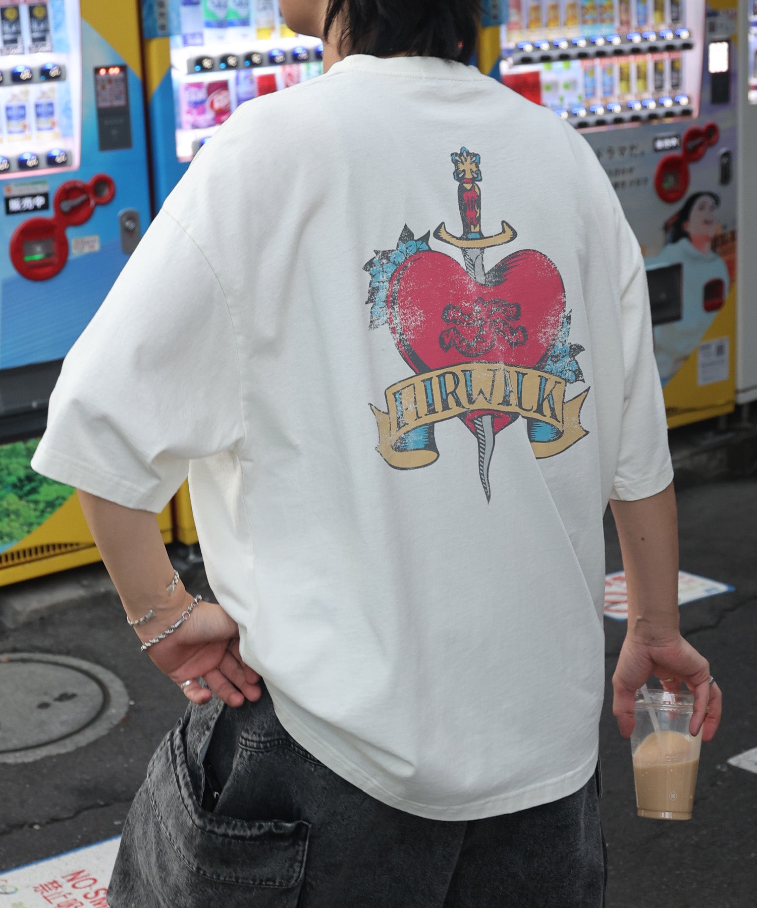 25SS【AIRWALK】ヴィンテージライク ハードグラフィック ボックスシルエット半袖Tシャツ