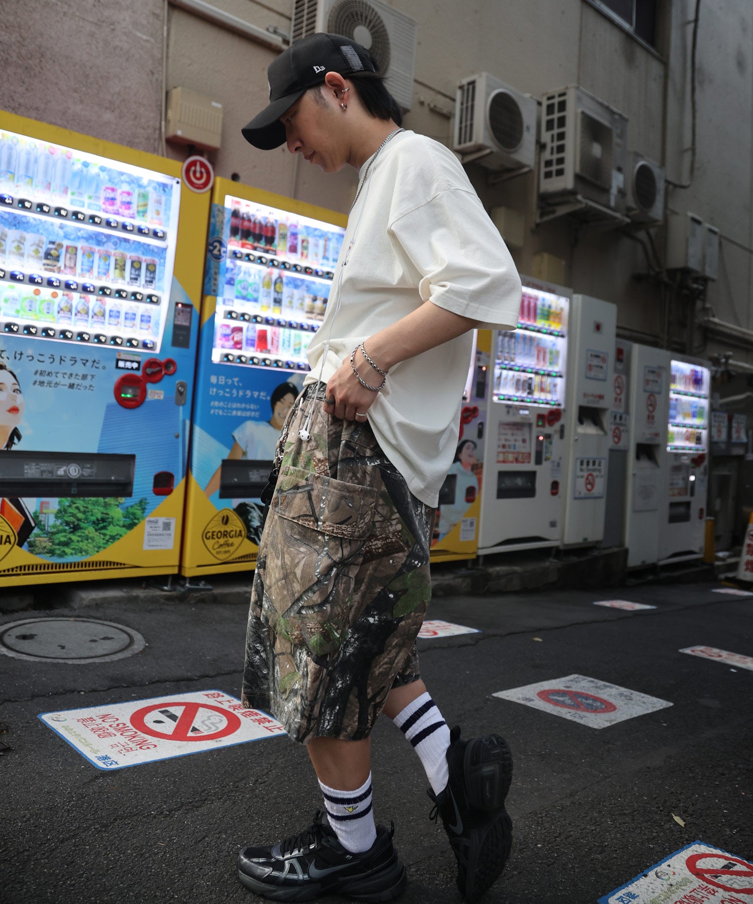 25SS【AIRWALK】ヴィンテージライク モンスターグラフィック ボックスシルエット半袖Tシャツ