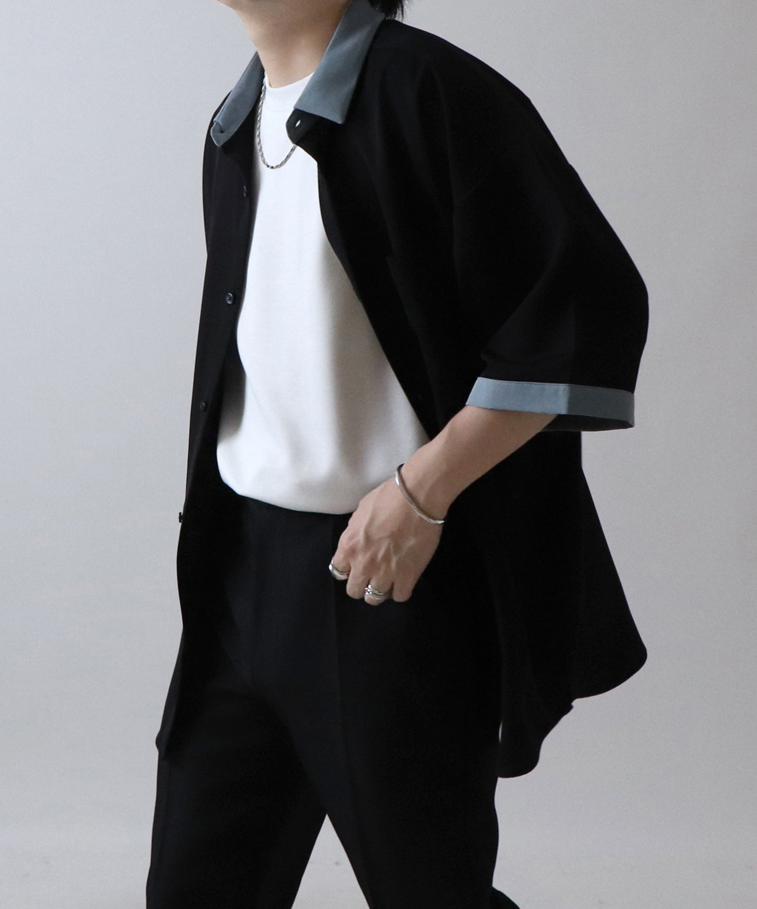 イージーケア ビッグシルエット 襟配色 クレリック半袖シャツ