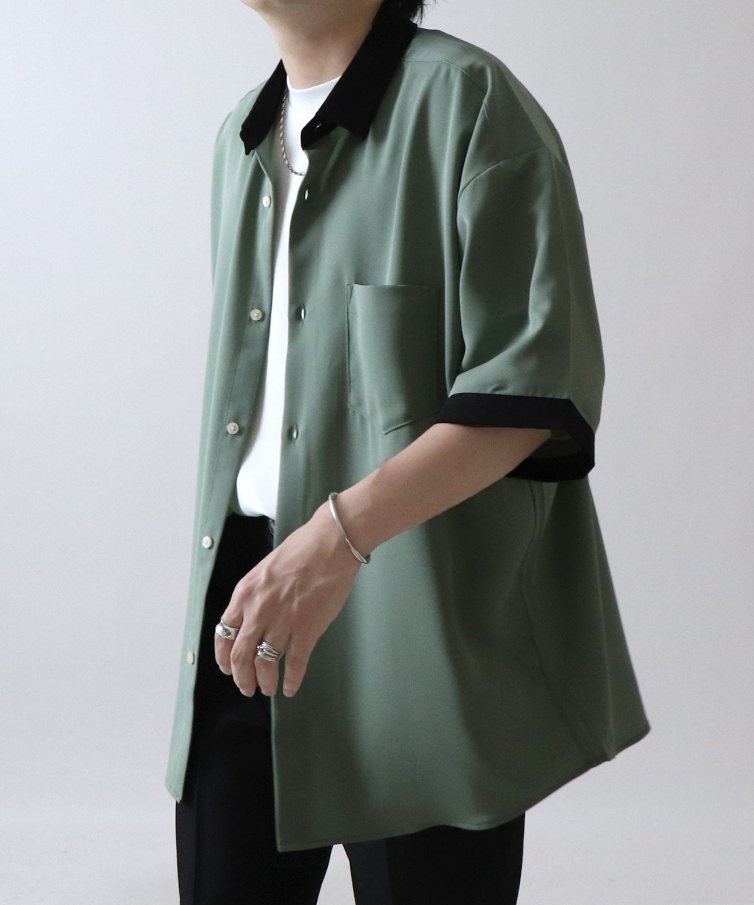 イージーケア ビッグシルエット 襟配色 クレリック半袖シャツ