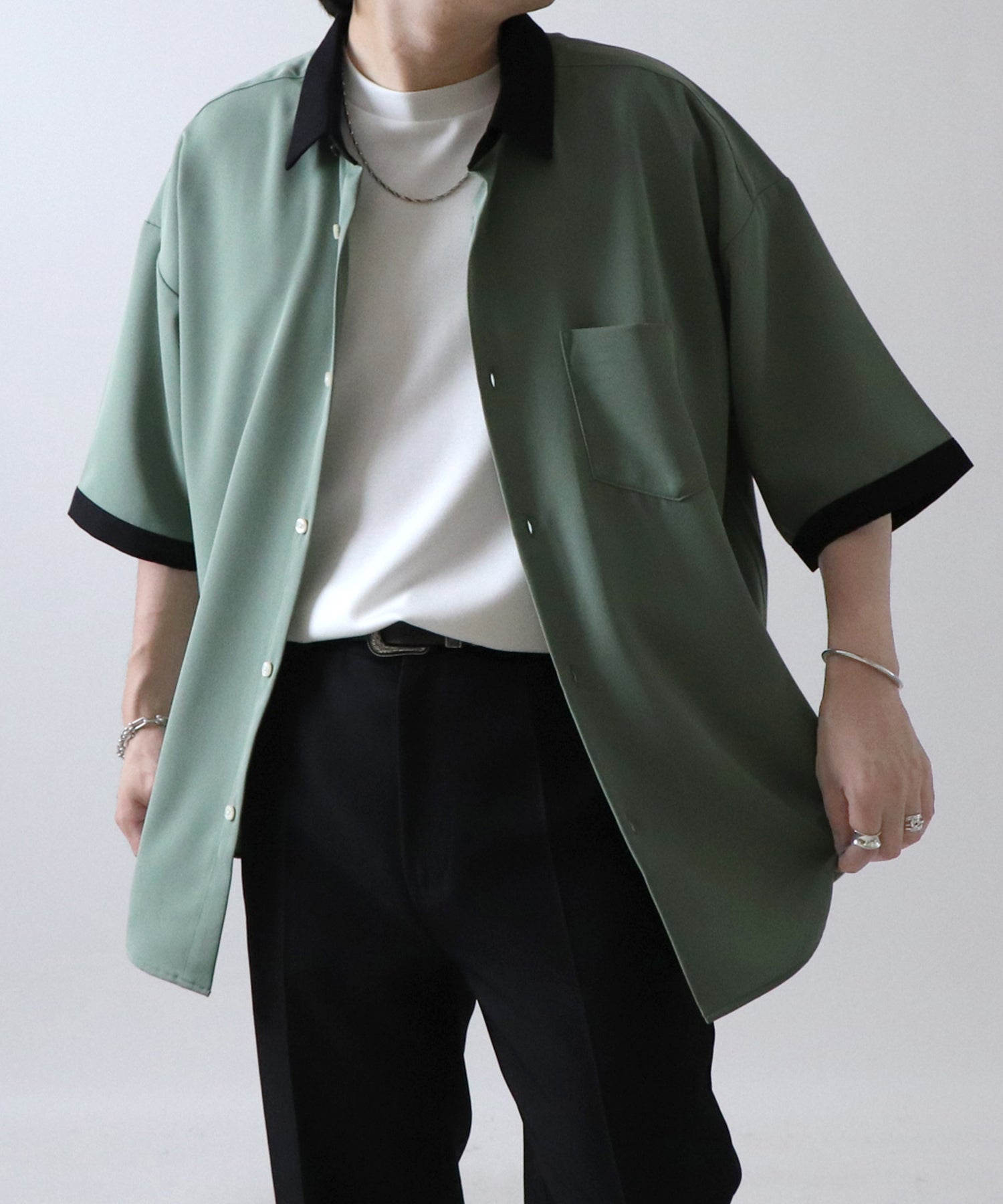 イージーケア ビッグシルエット 襟配色 クレリック半袖シャツ