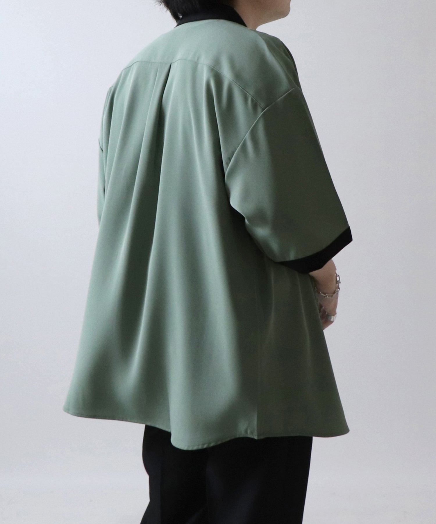 イージーケア ビッグシルエット 襟配色 クレリック半袖シャツ