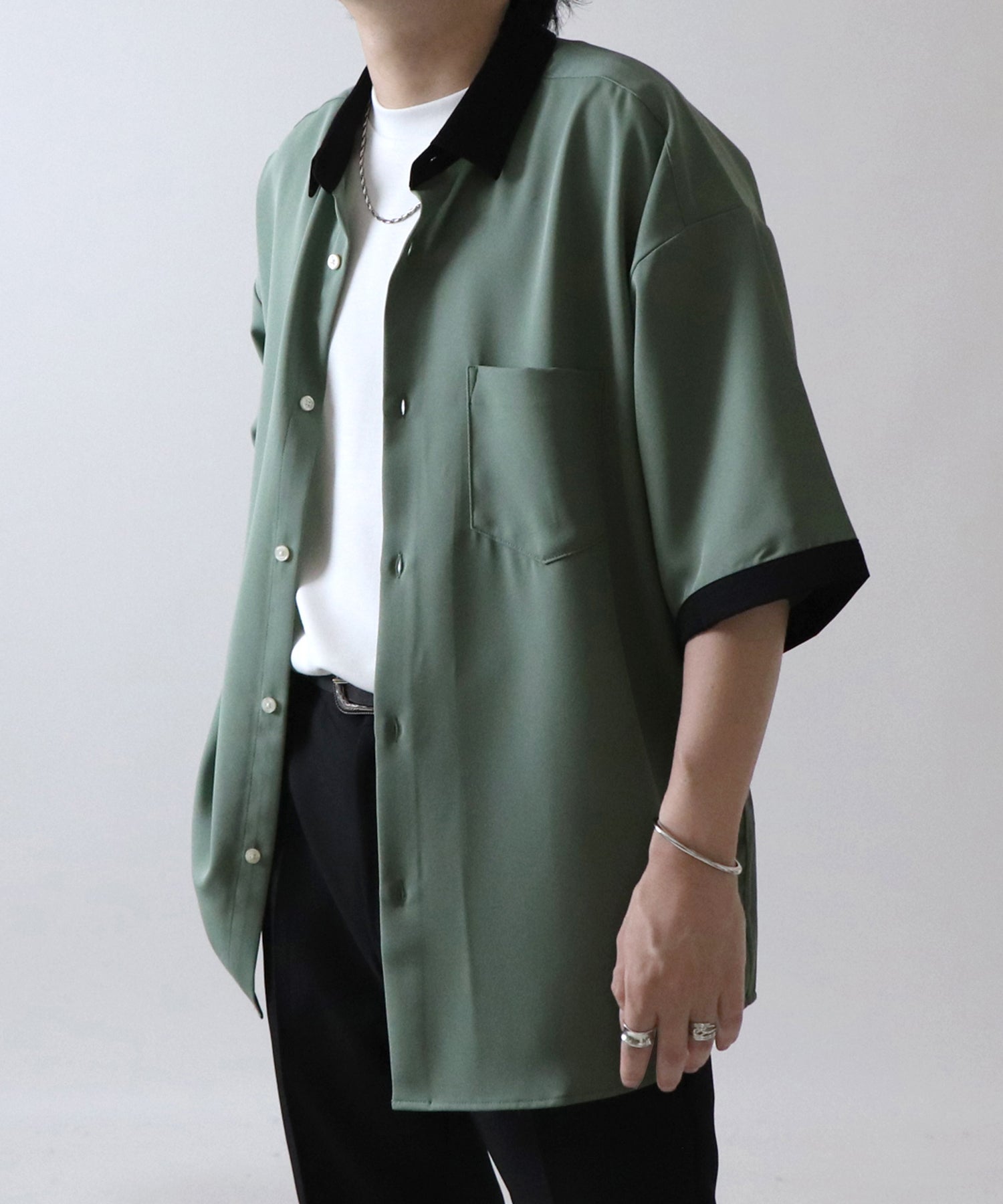 イージーケア ビッグシルエット 襟配色 クレリック半袖シャツ