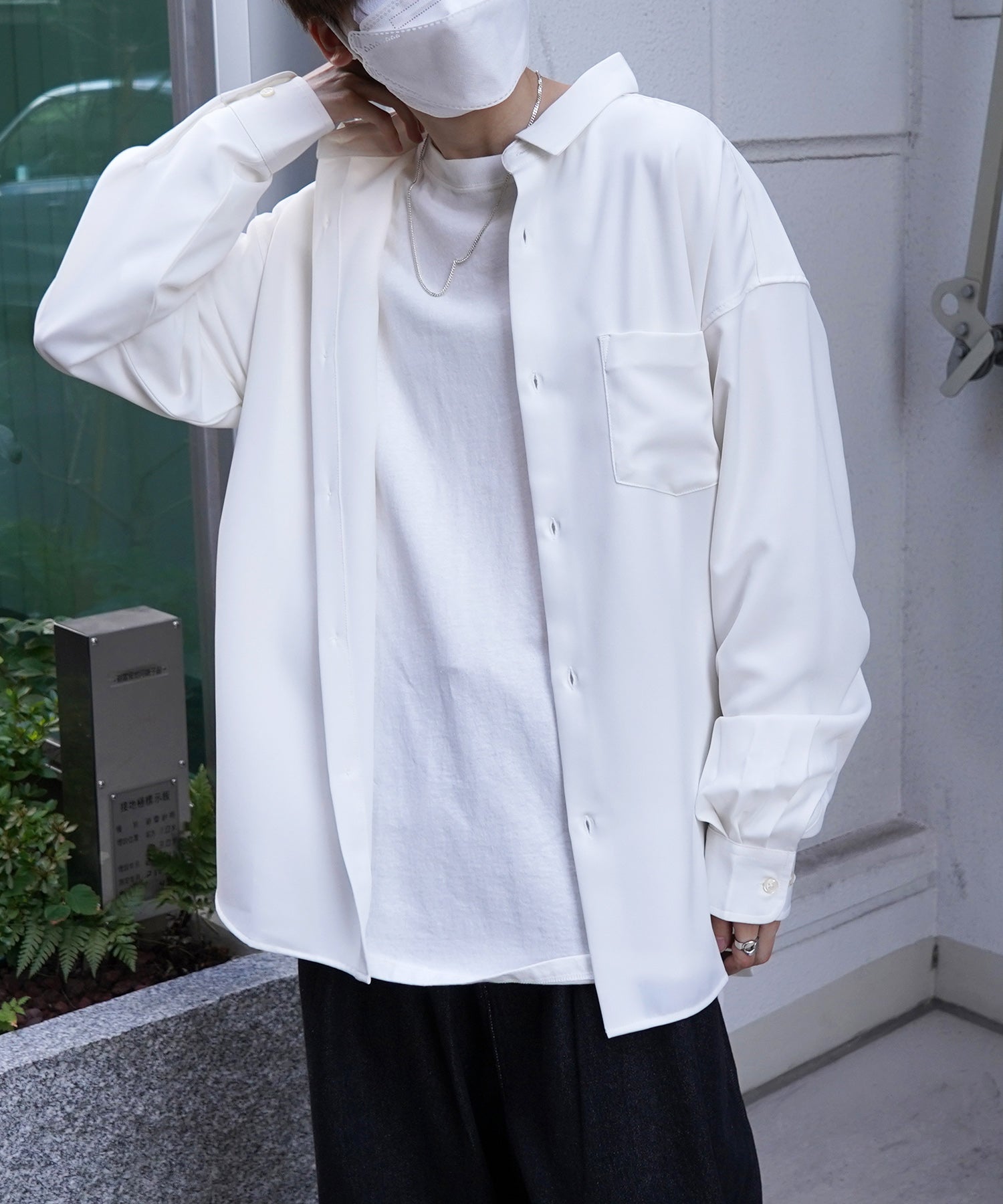 24SS ルーズシルエット ベーシック長袖シャツ