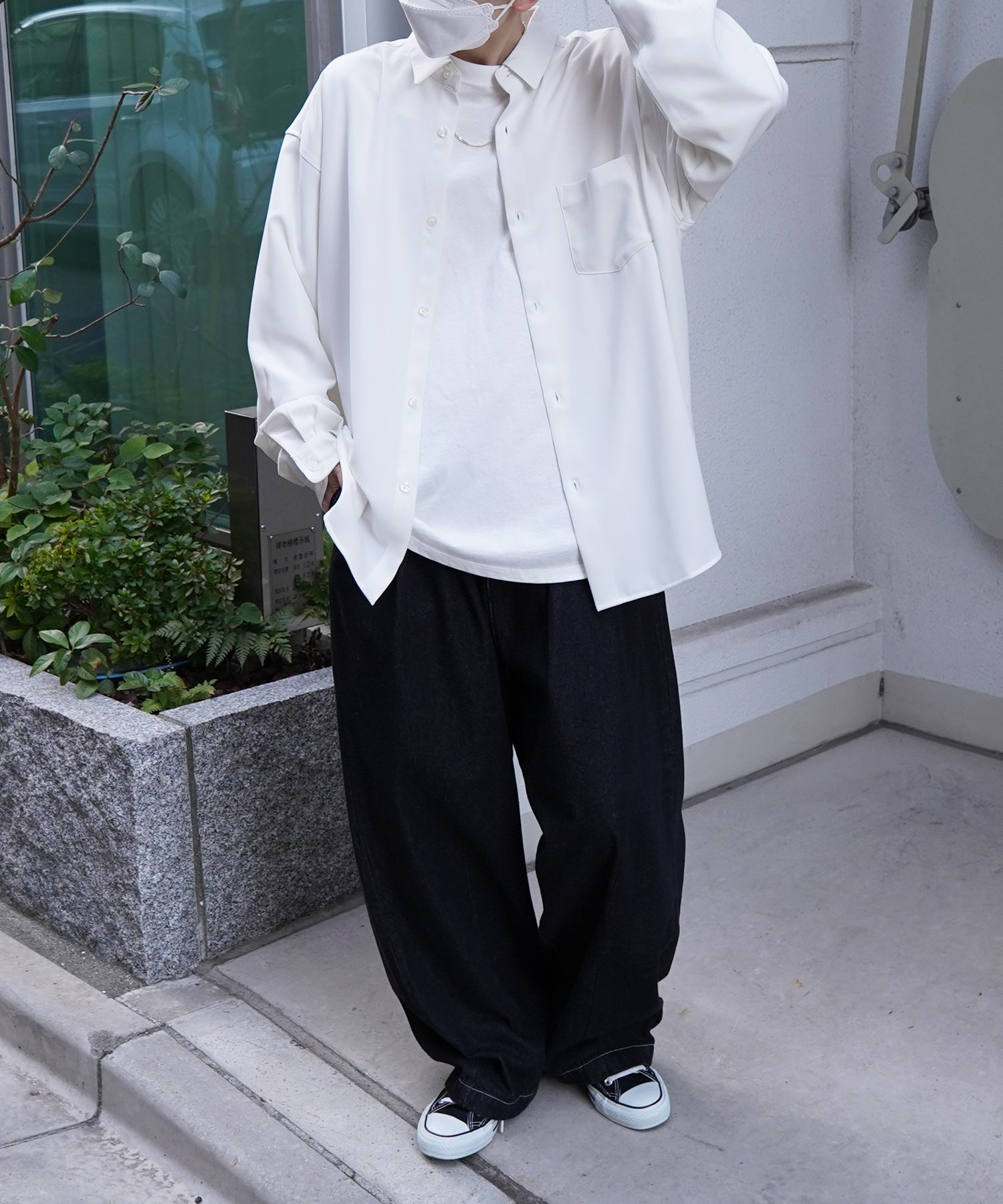 24SS ルーズシルエット ベーシック長袖シャツ