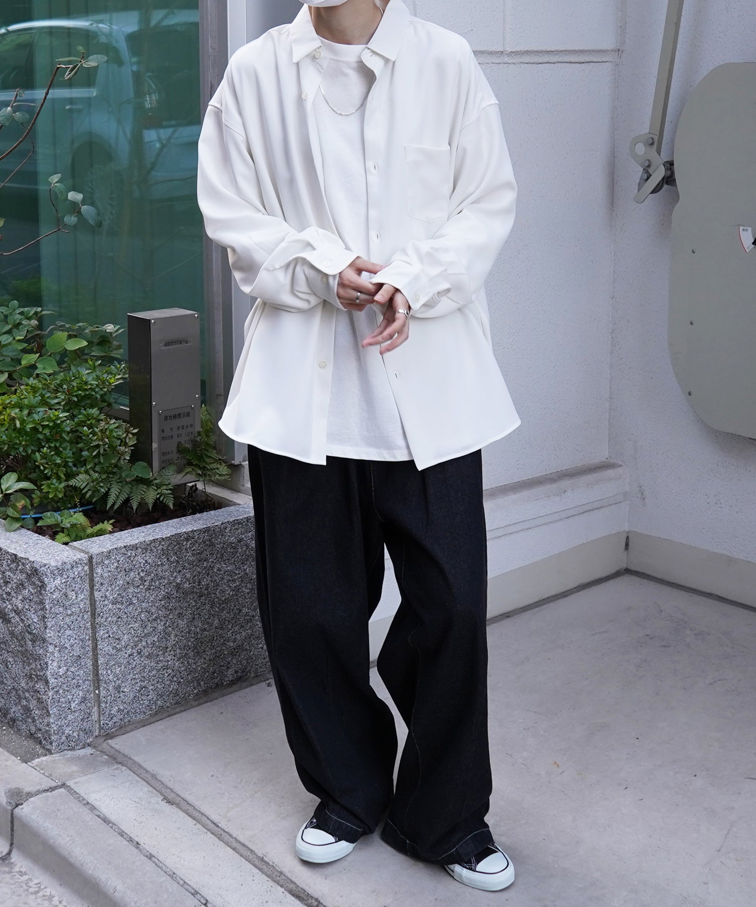 24SS ルーズシルエット ベーシック長袖シャツ