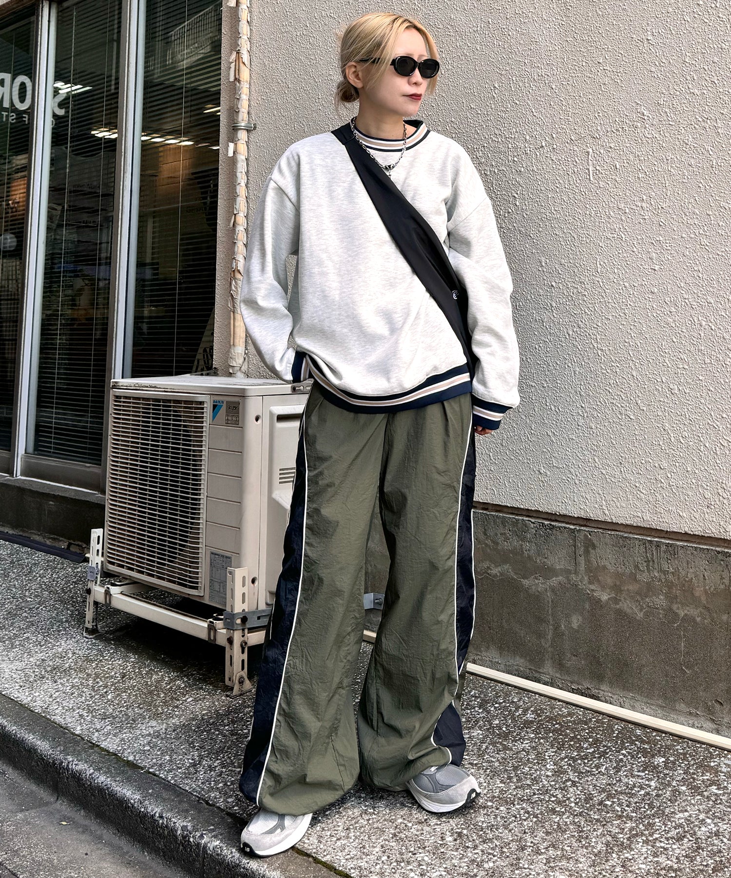 【限定展開】リブライン ビッグシルエット プルオーバースウェット