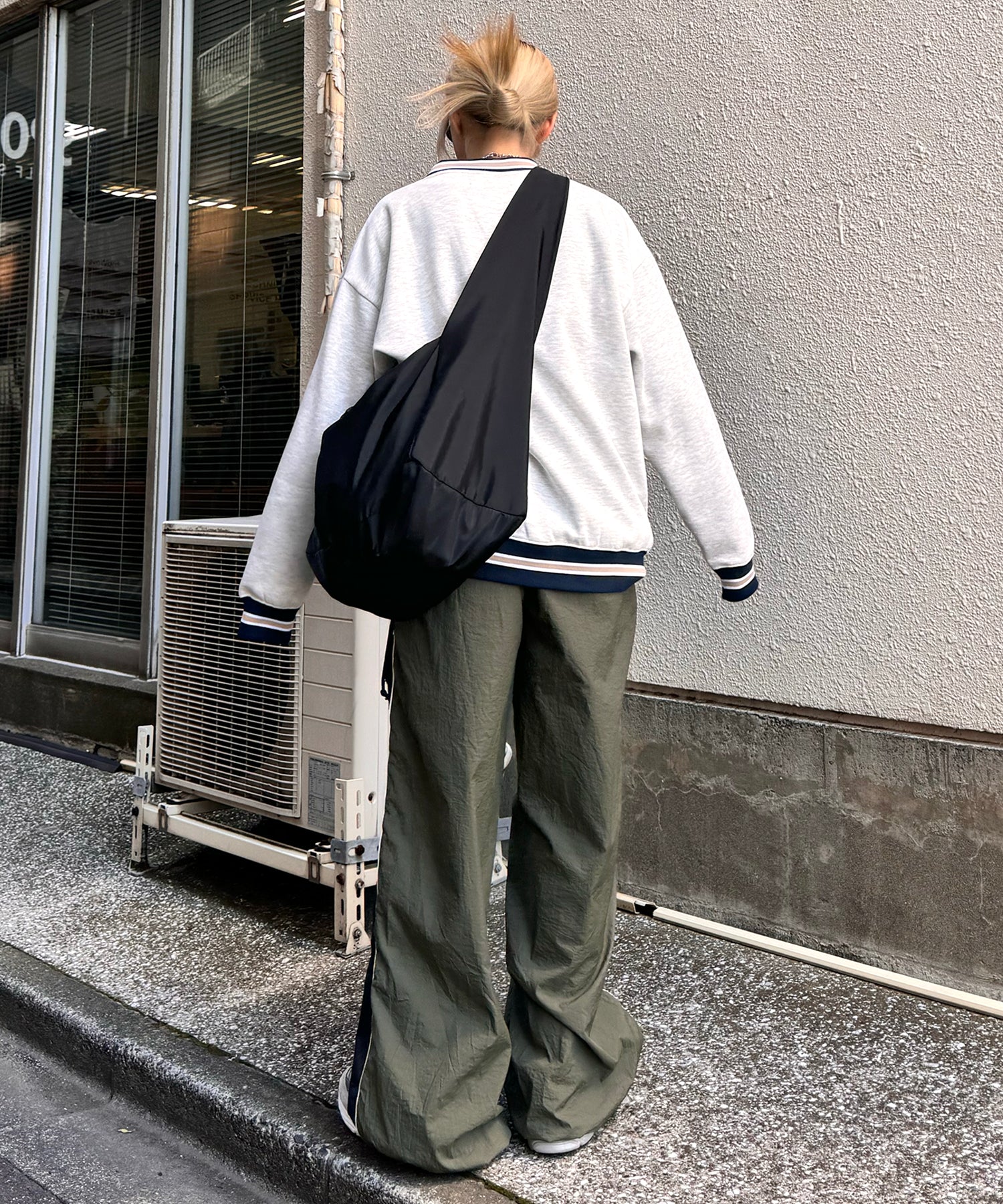 【限定展開】リブライン ビッグシルエット プルオーバースウェット